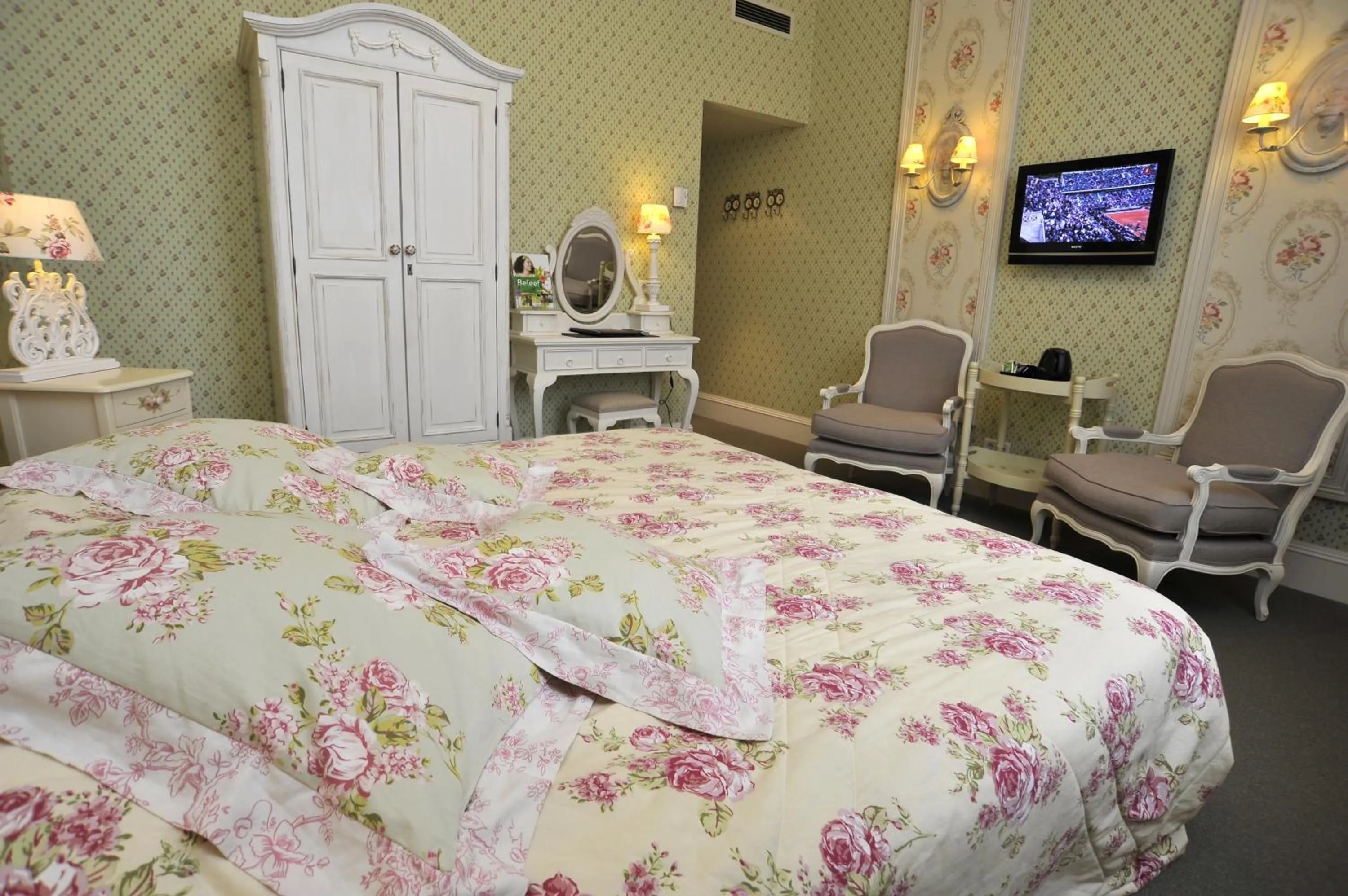 Bedroom, Bed in Villa Rubenshof