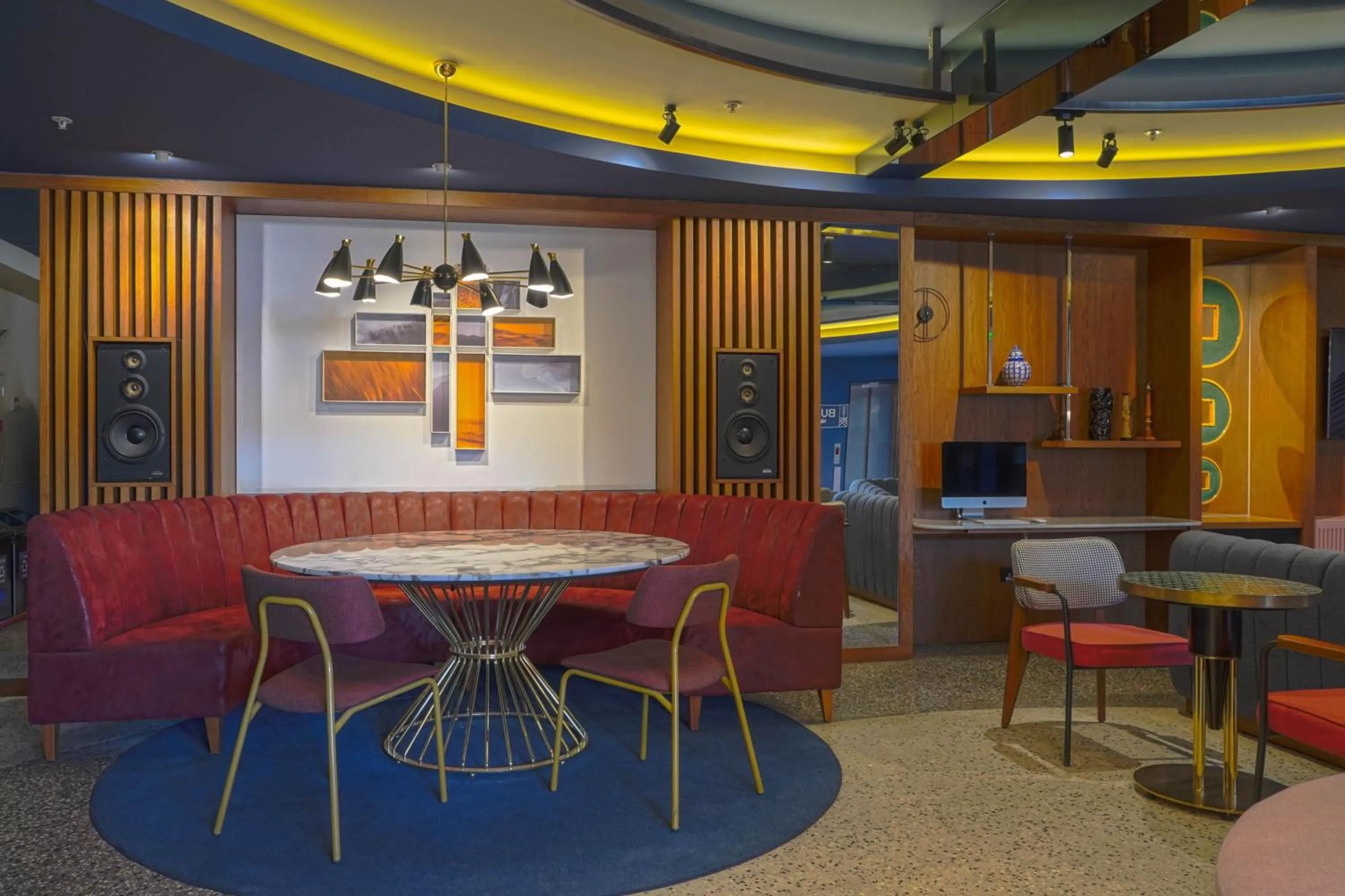 Lobby or reception in Four Points Flex by Sheraton Bursa Nilüfer