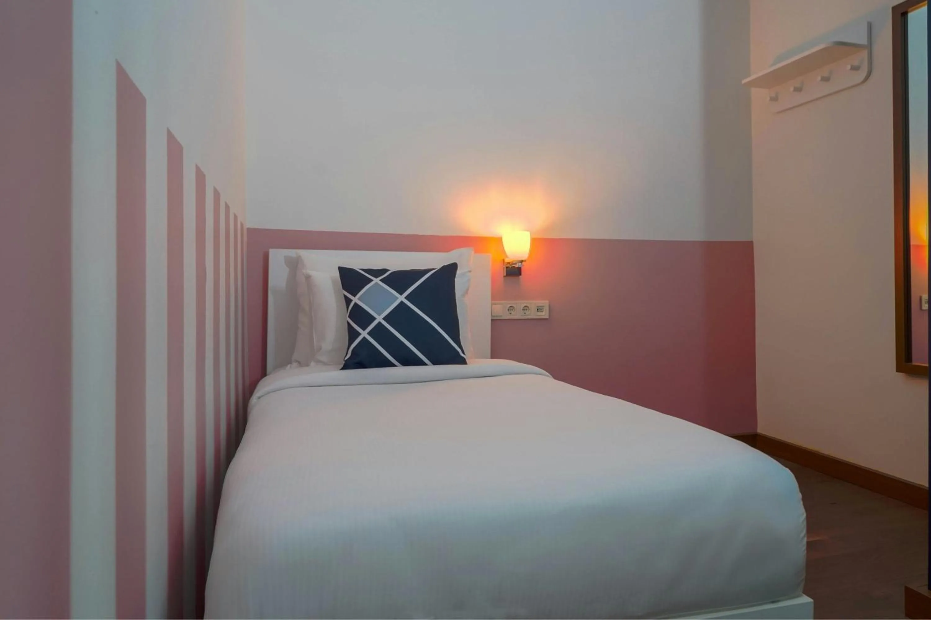 Bedroom, Bed in Four Points Flex by Sheraton Bursa Nilüfer