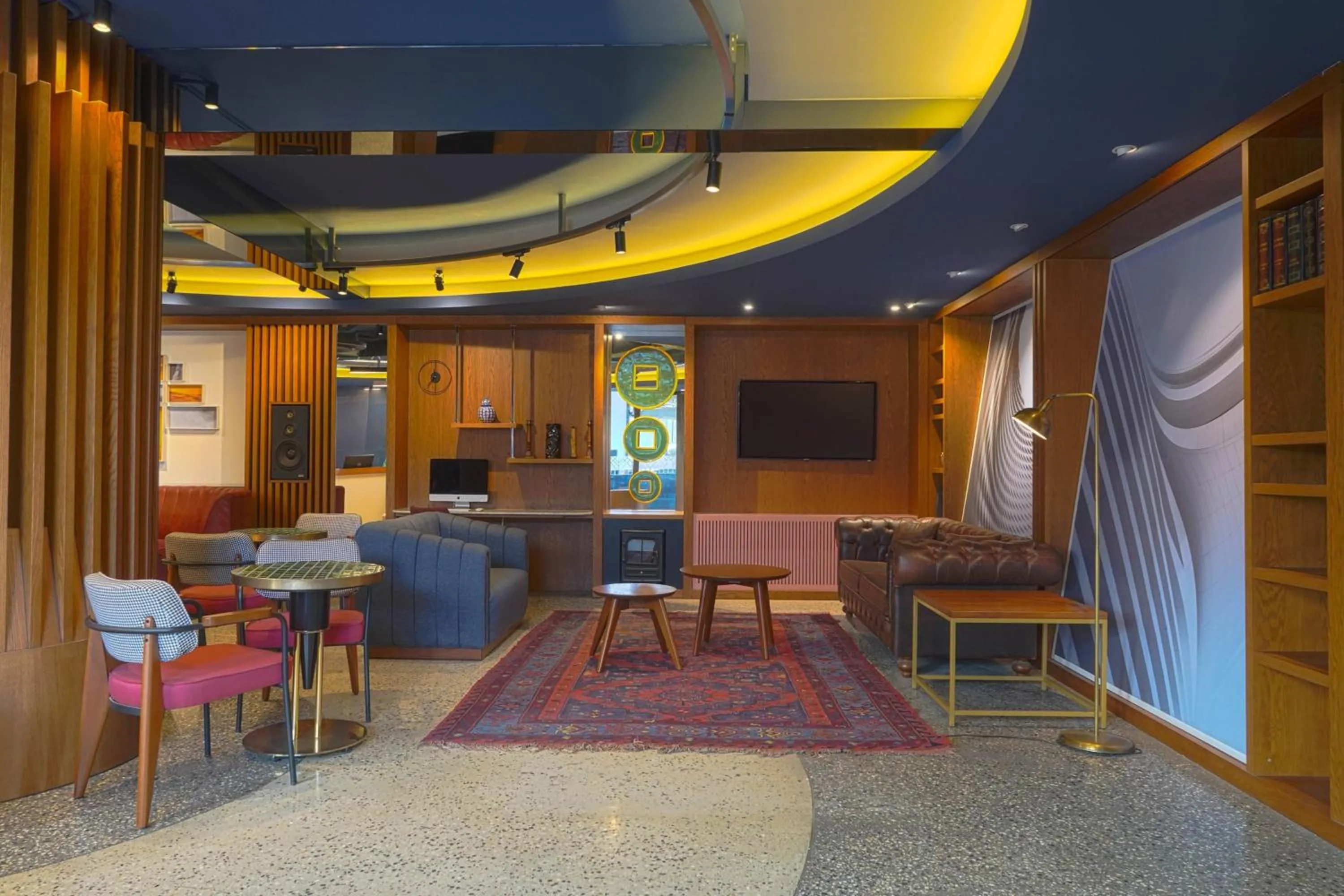 Lobby or reception in Four Points Flex by Sheraton Bursa Nilüfer