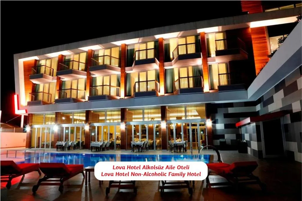 Property building in Yalova Lova Hotel & SPA Yalova