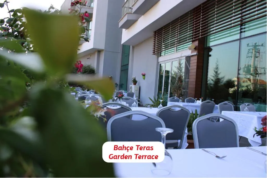 Yalova Lova Hotel & SPA Yalova