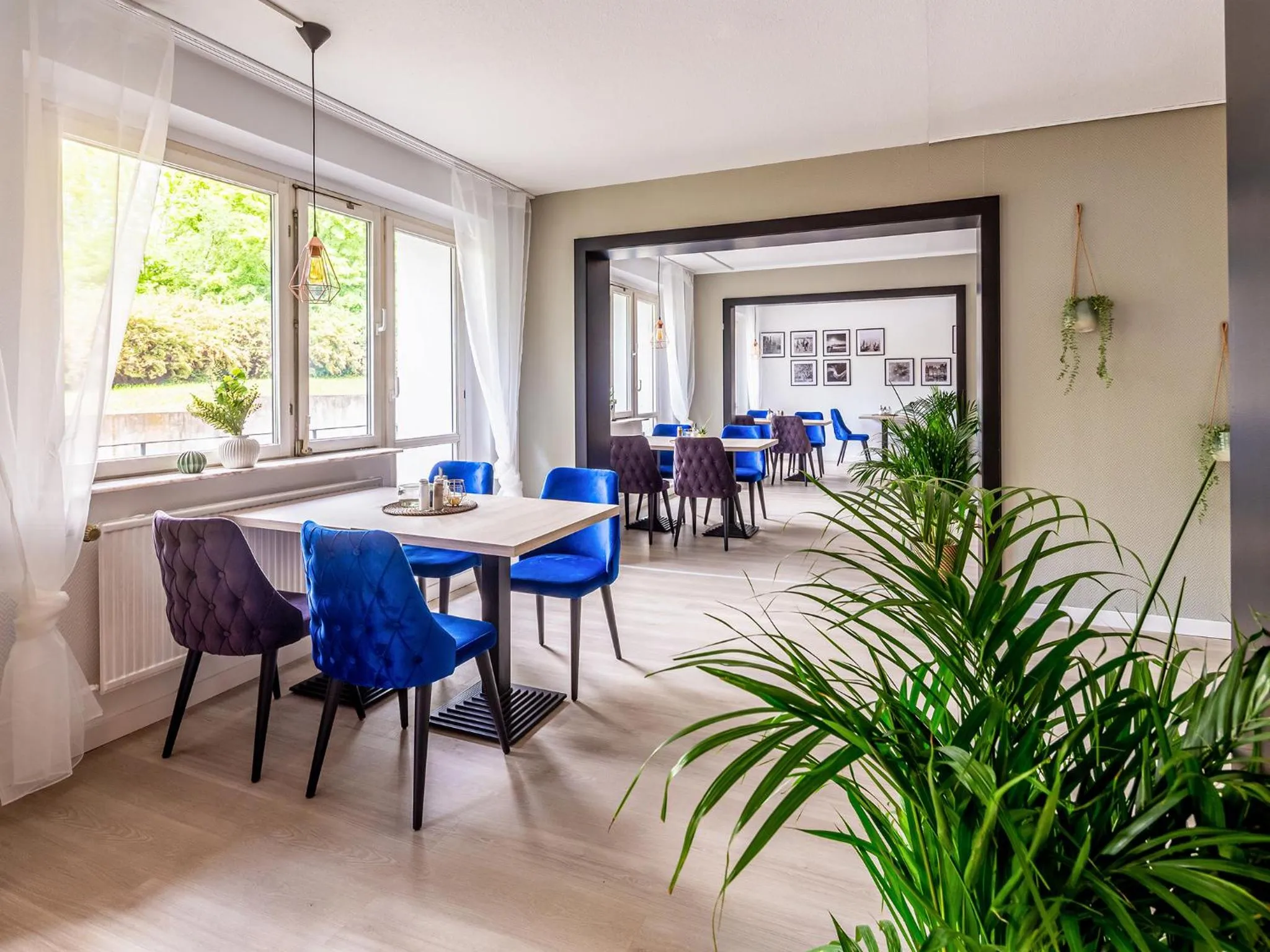 Restaurant/places to eat in DORMERO Hotel Weimar