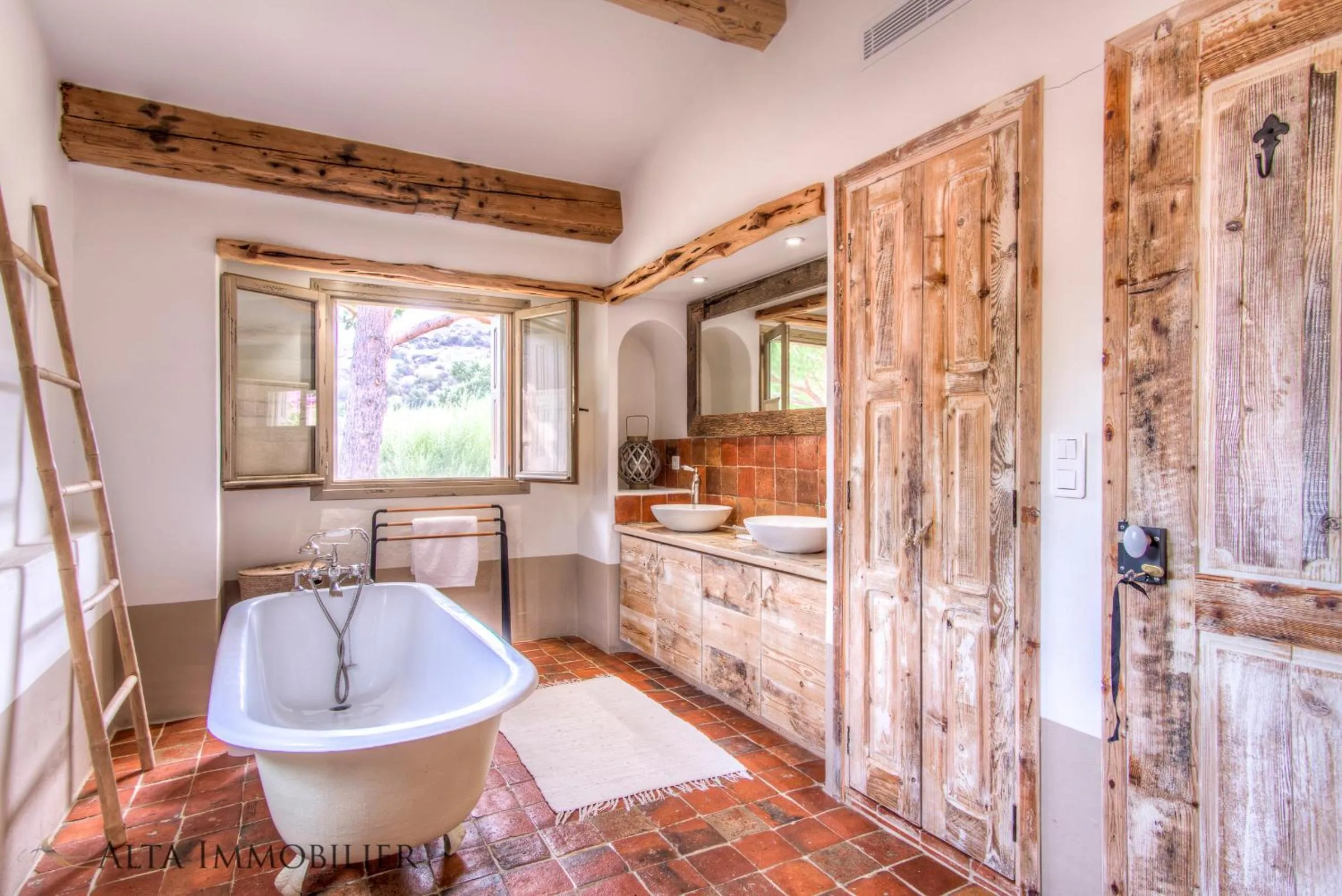 Bathroom in Villa Serenita Pallombaggia