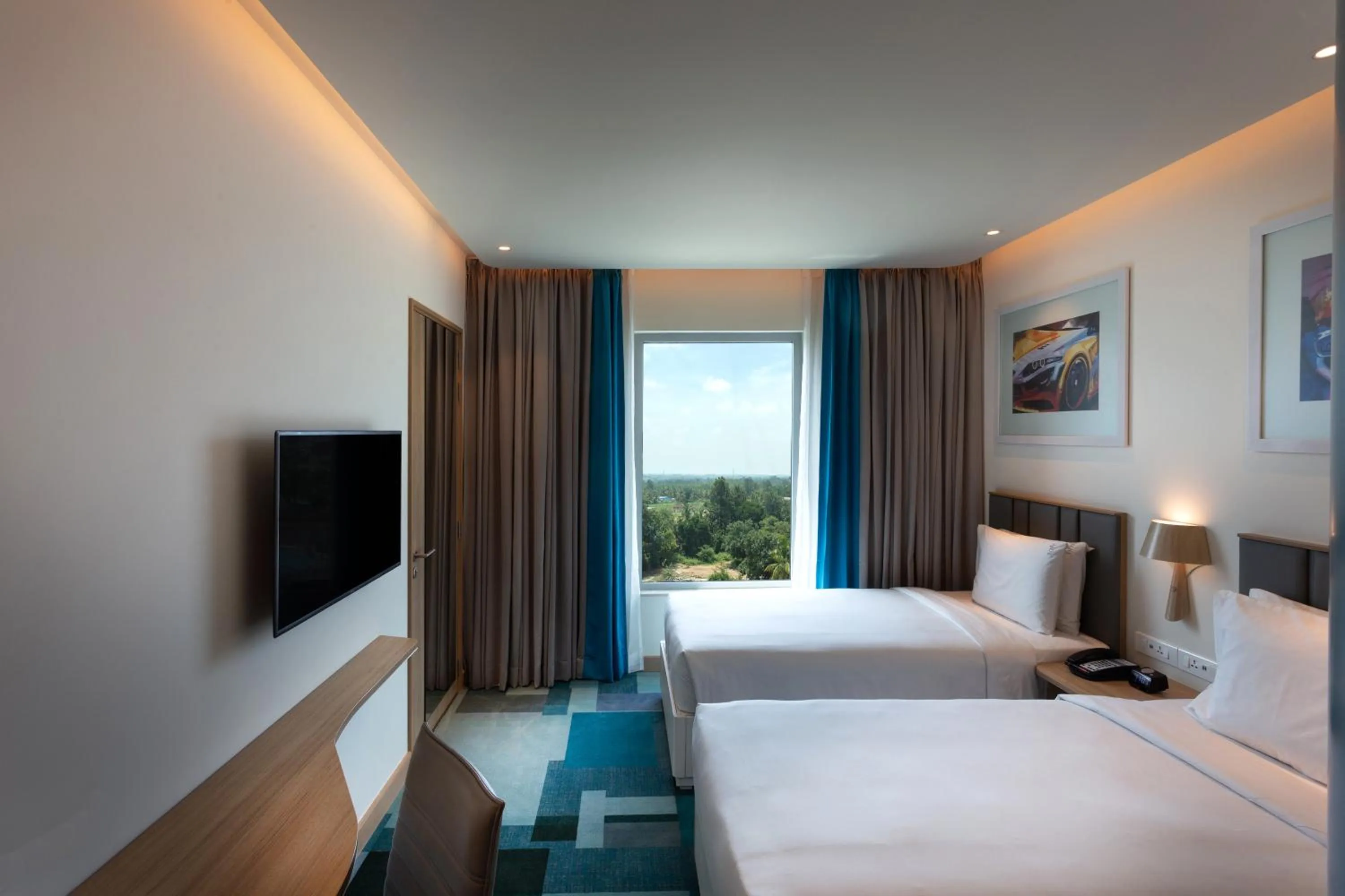 TV and multimedia, Bed in Holiday Inn Express & Suites Bengaluru Old Madras Road by IHG