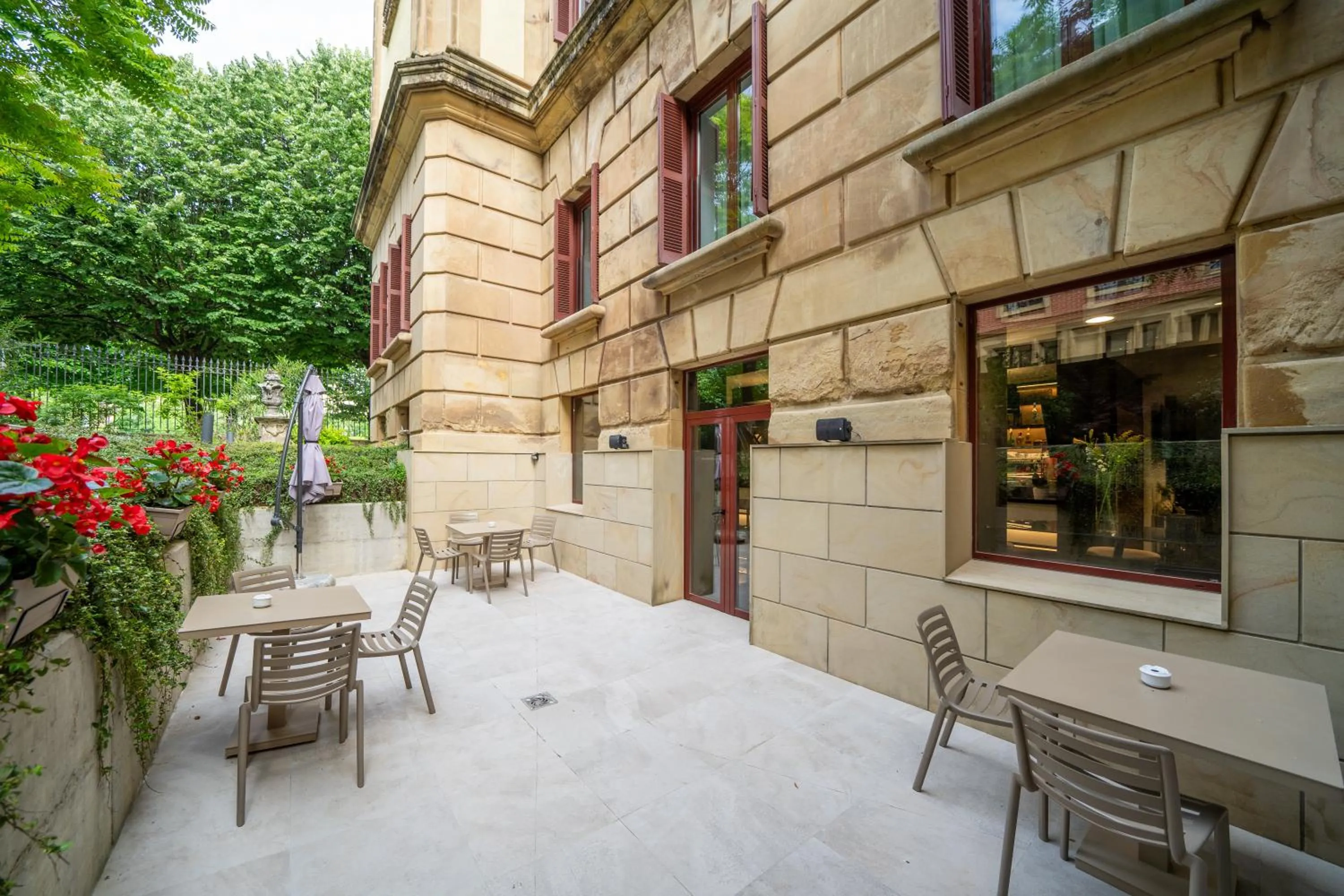 Balcony/Terrace in Abba San Sebastián Hotel