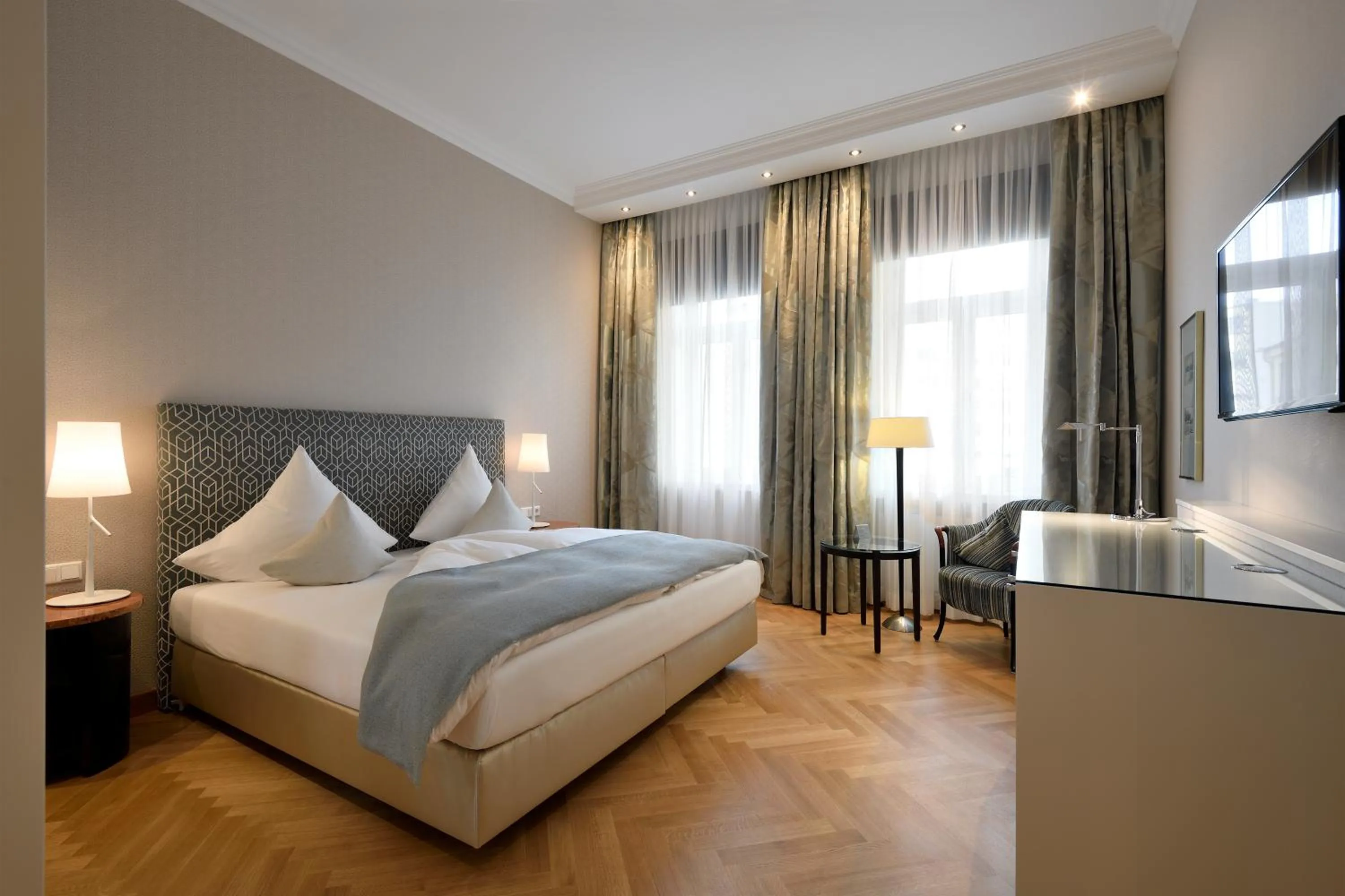 Bed in Kastens Hotel Luisenhof