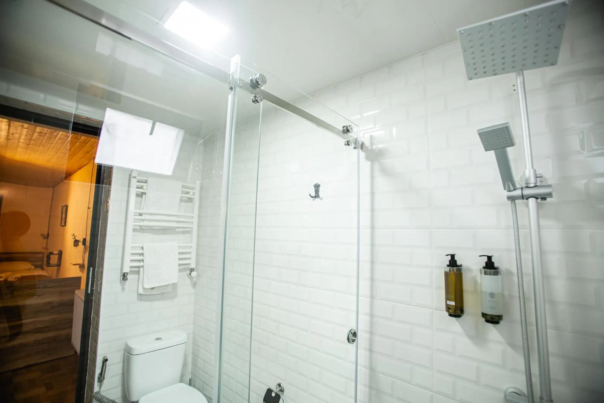 Bathroom in Hotel History