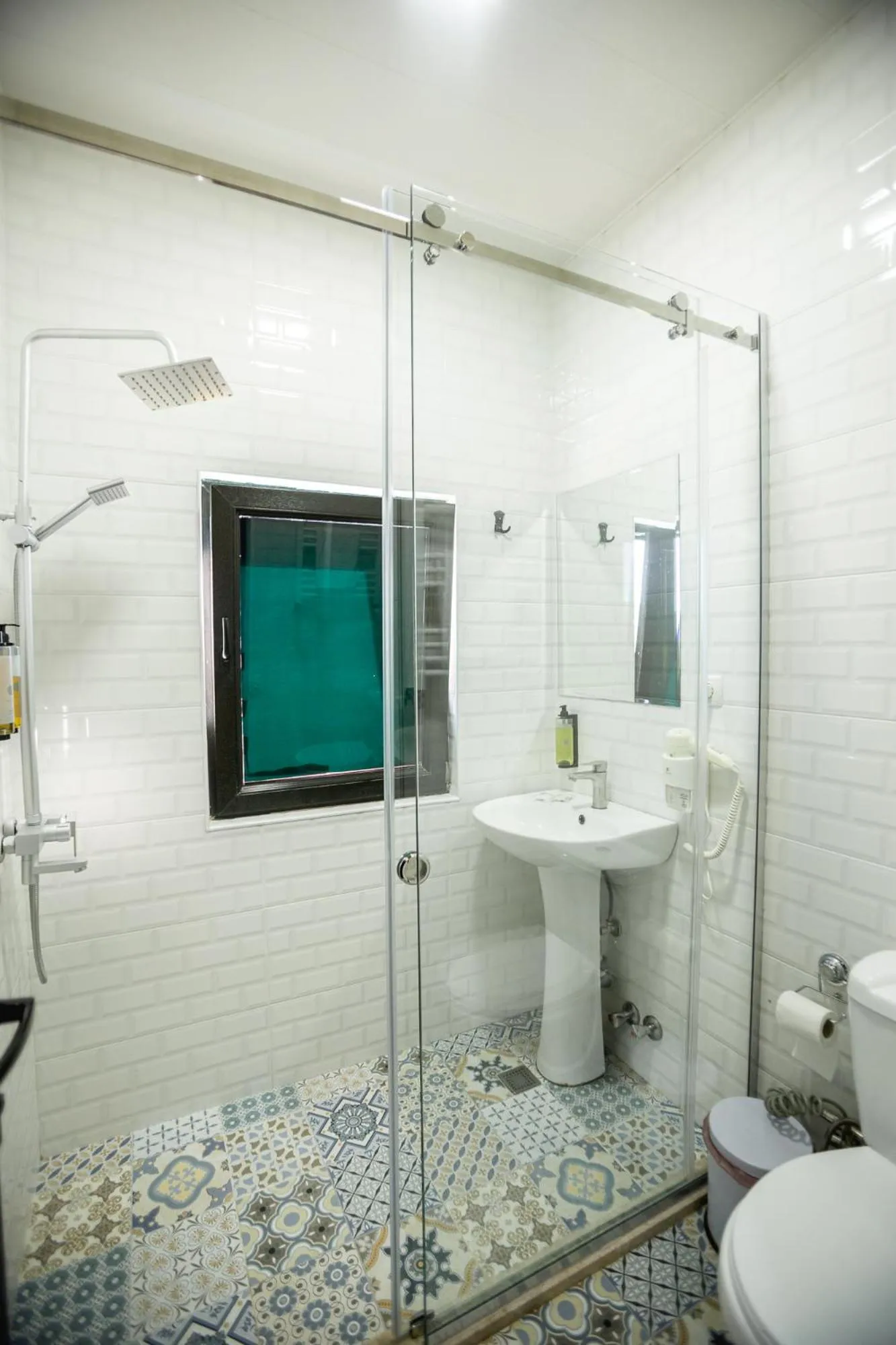 Bathroom in Hotel History