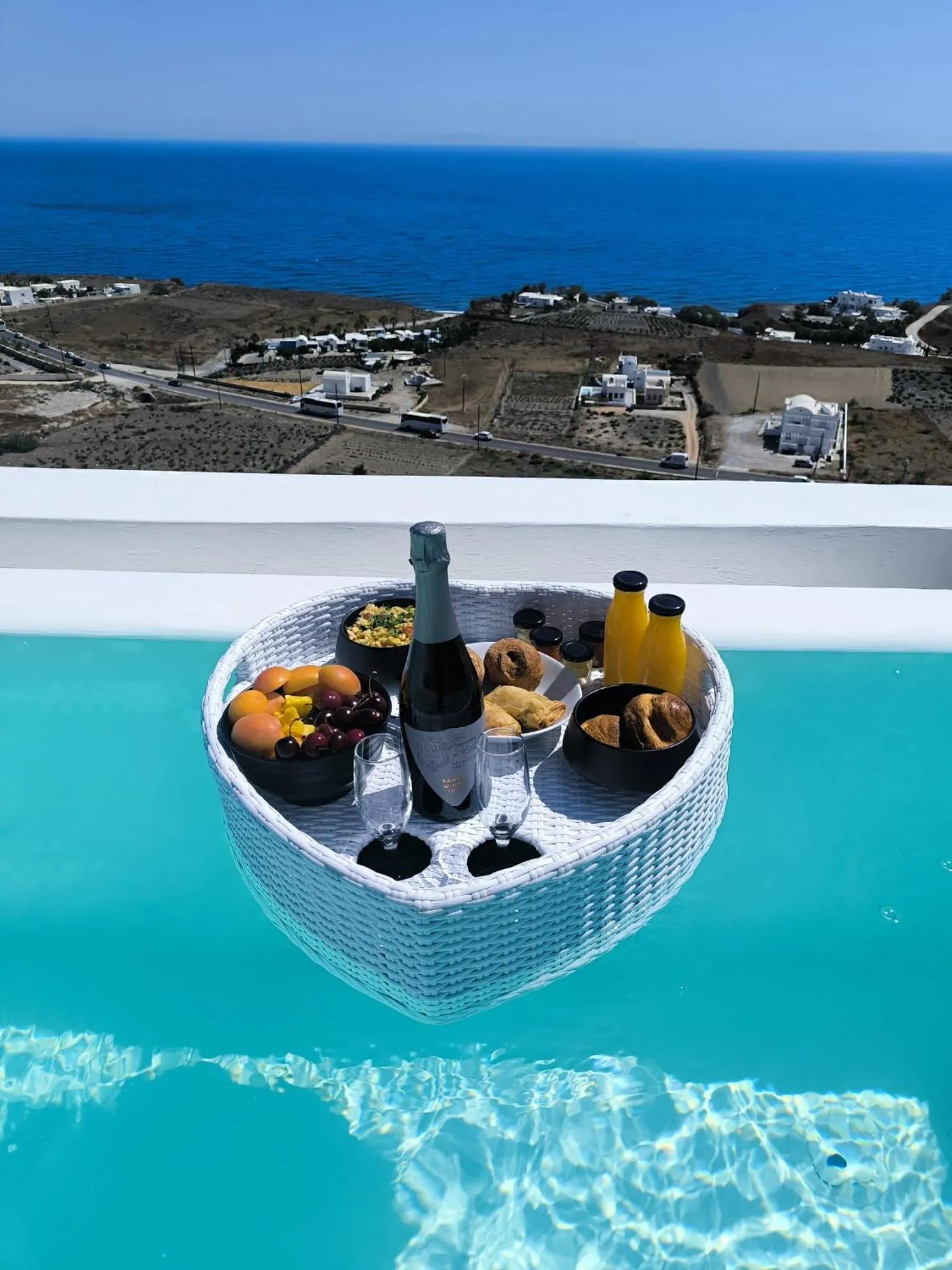 Patio in Topos Exclusive Santorini