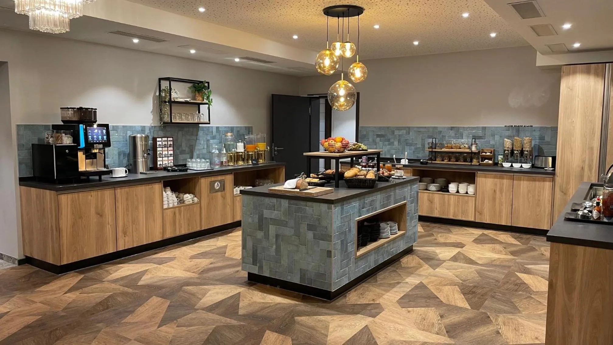 Breakfast in Dom-Hotel