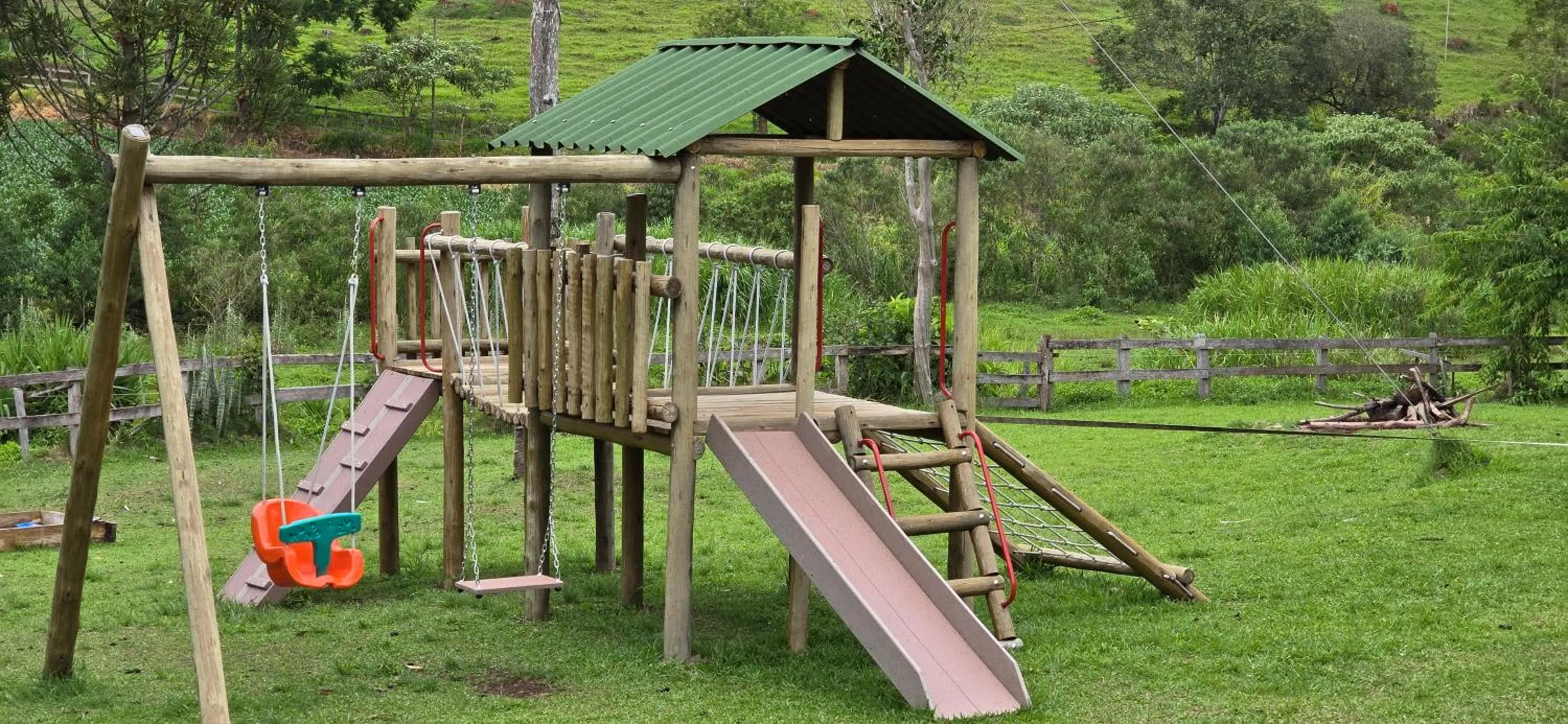 Children play ground in Fazenda Serra que Chora - Pousada e Restaurante