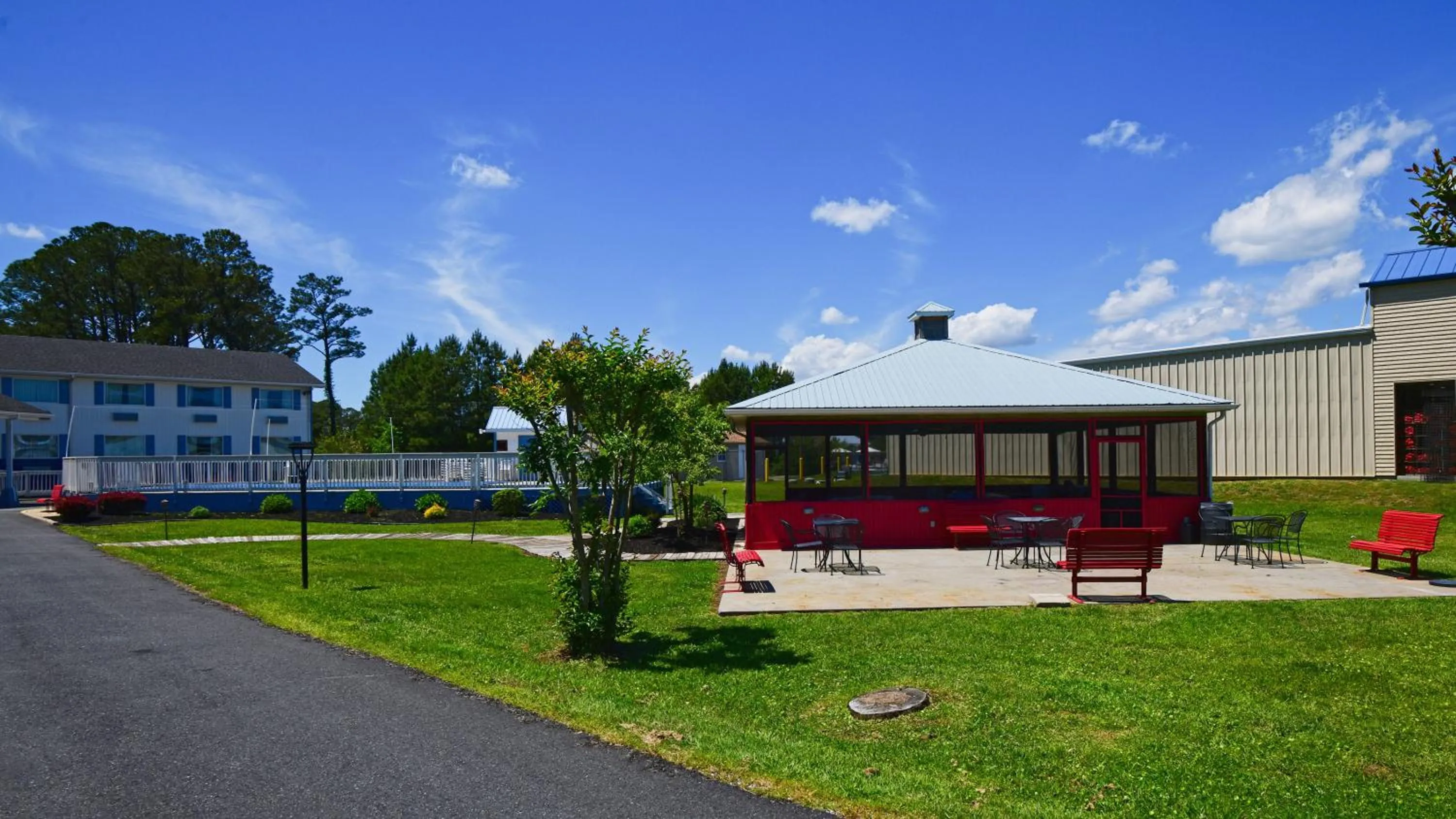 BBQ facilities in Days Inn by Wyndham Chincoteague Island