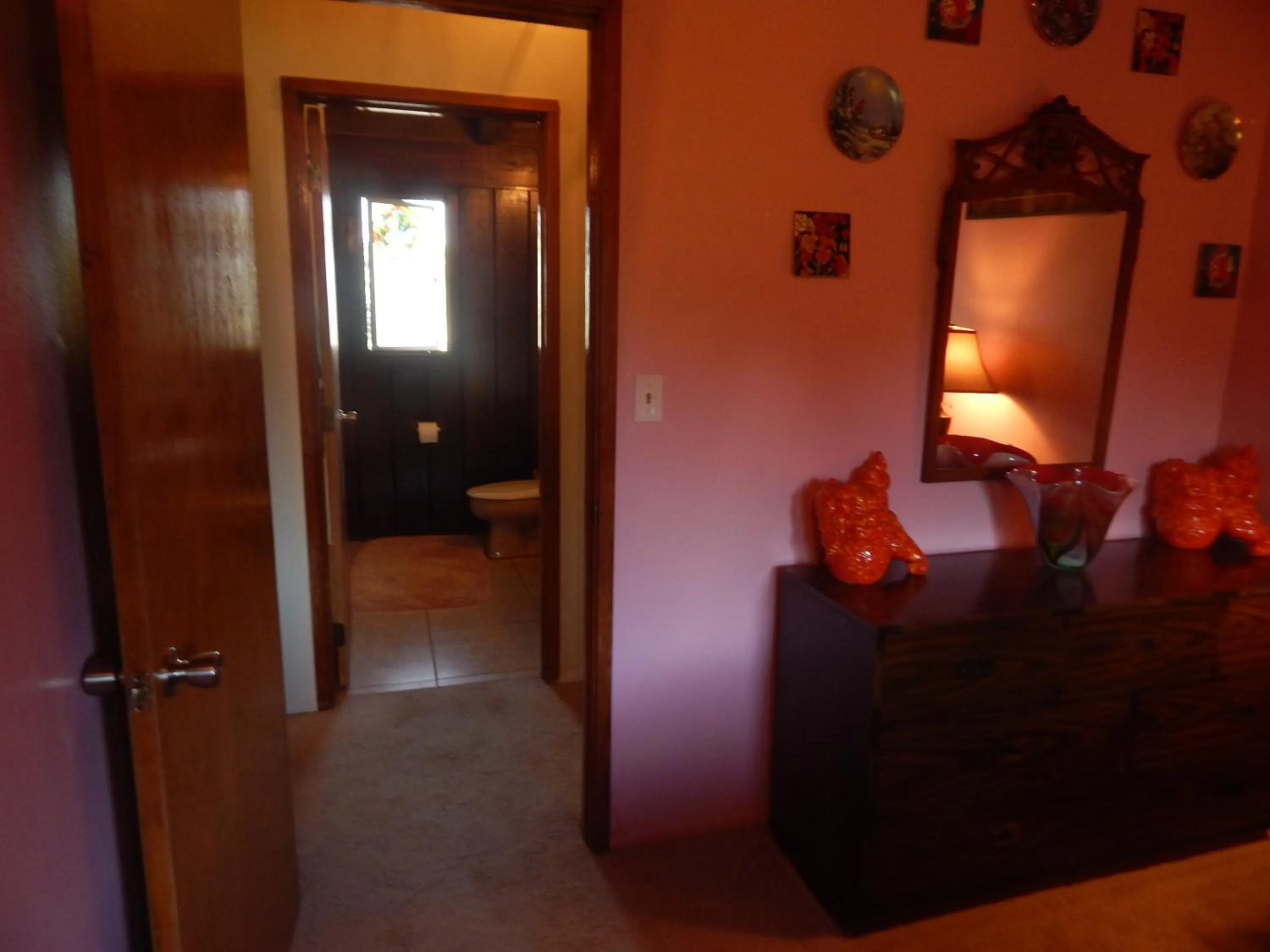 Toilet, Bed in Fern Forest Getaway