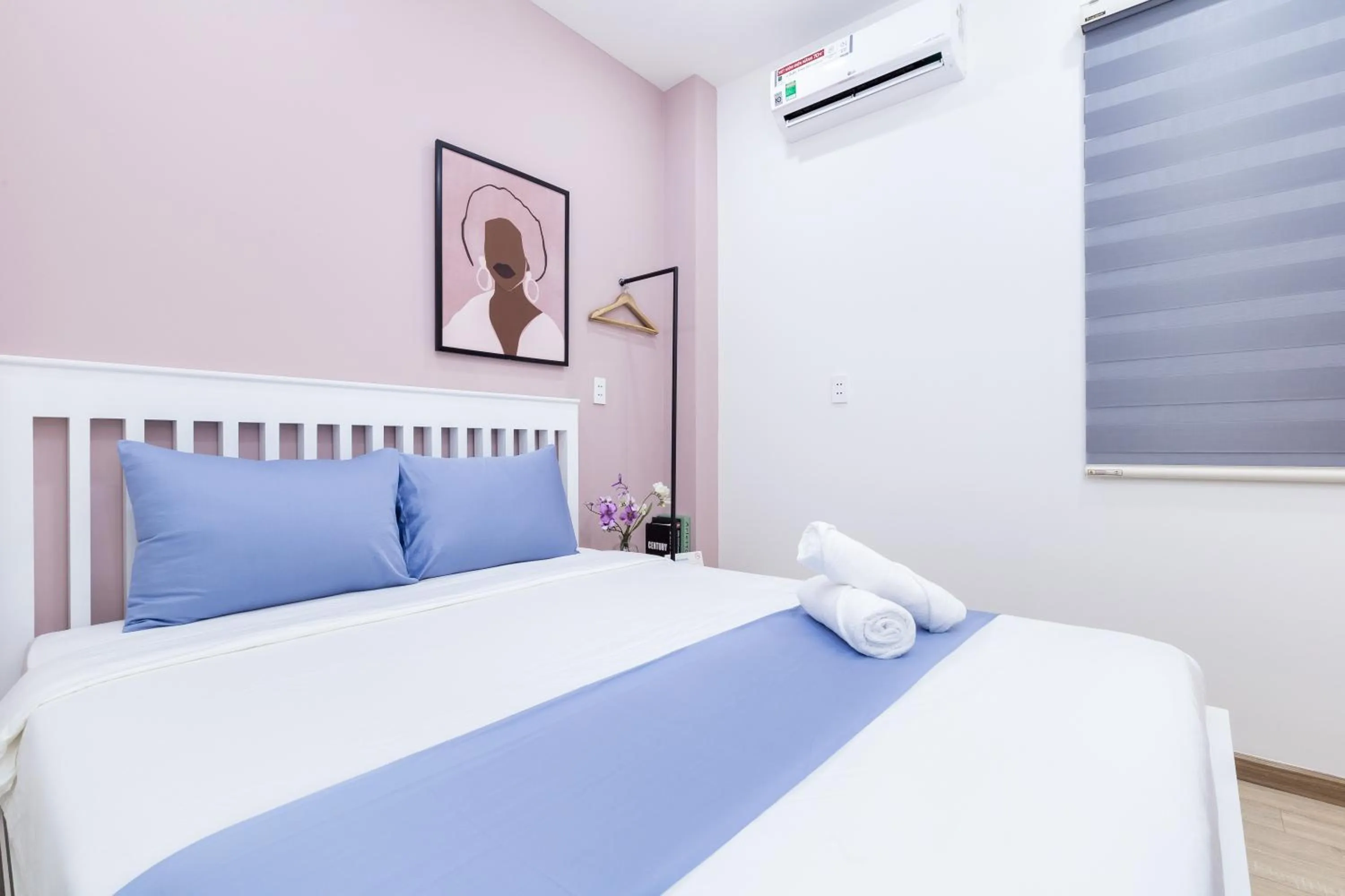 Bedroom, Bed in Cozrum Homes - Charming Corner