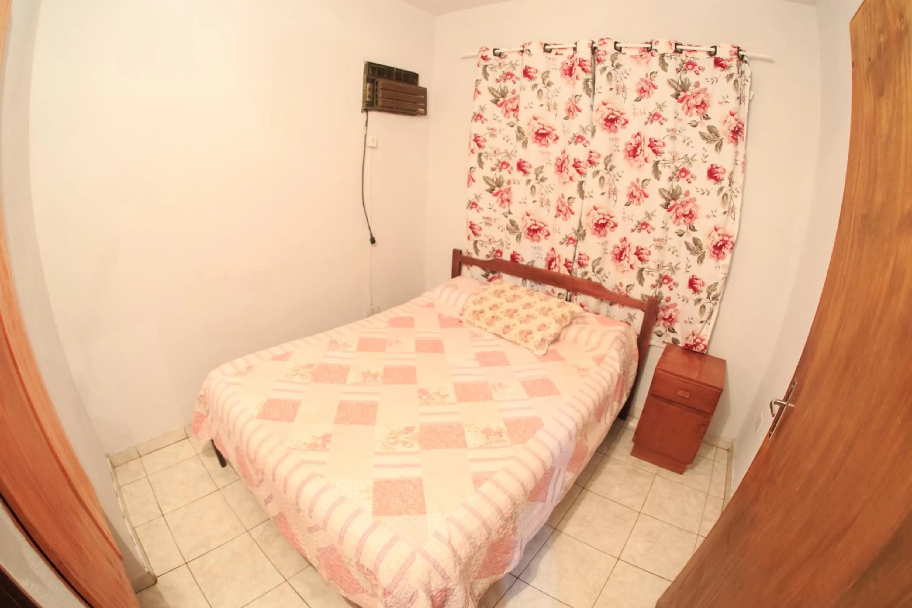 Photo of the whole room, Bed in Lo de Carmen Apart