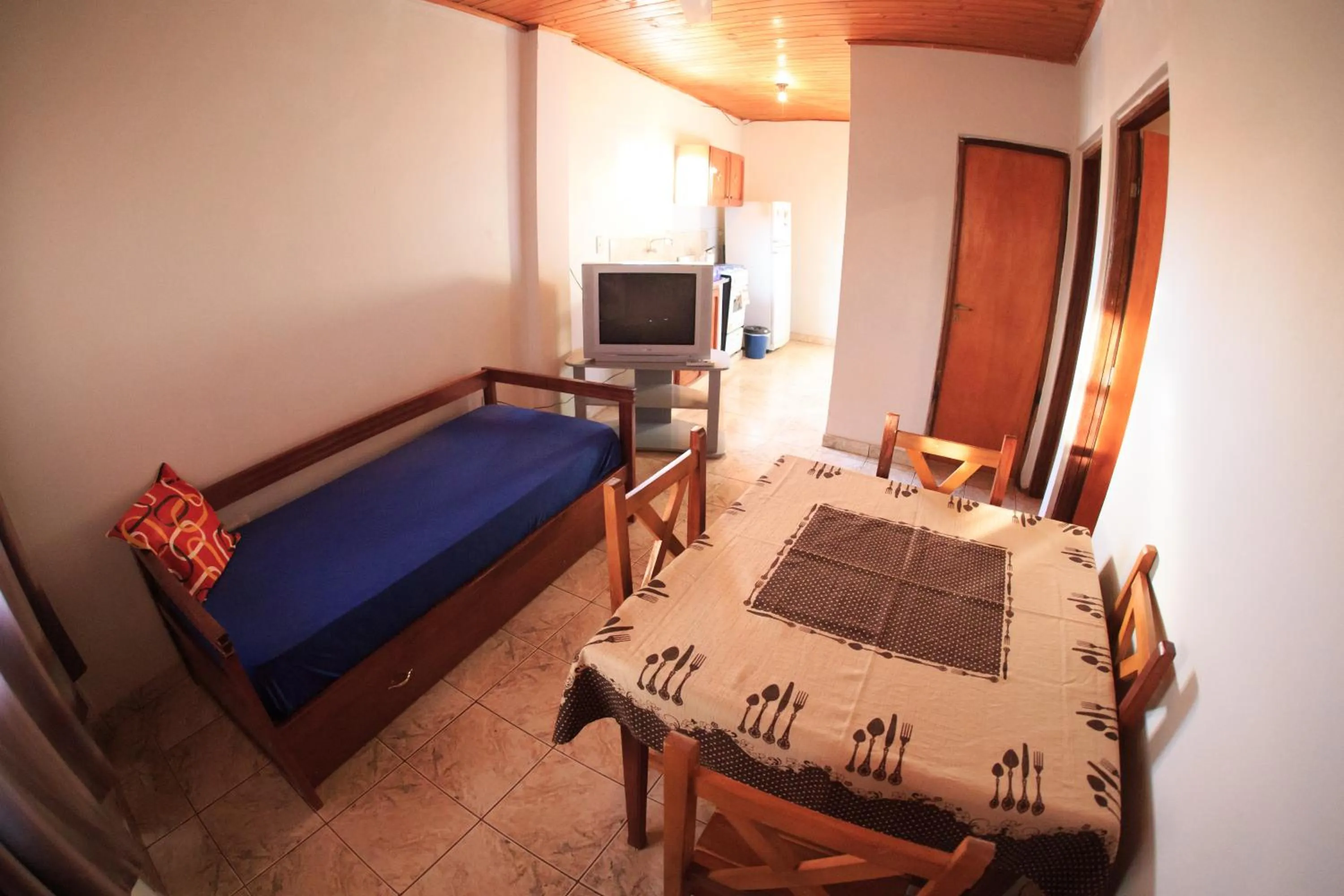 Dining area, Bed in Lo de Carmen Apart