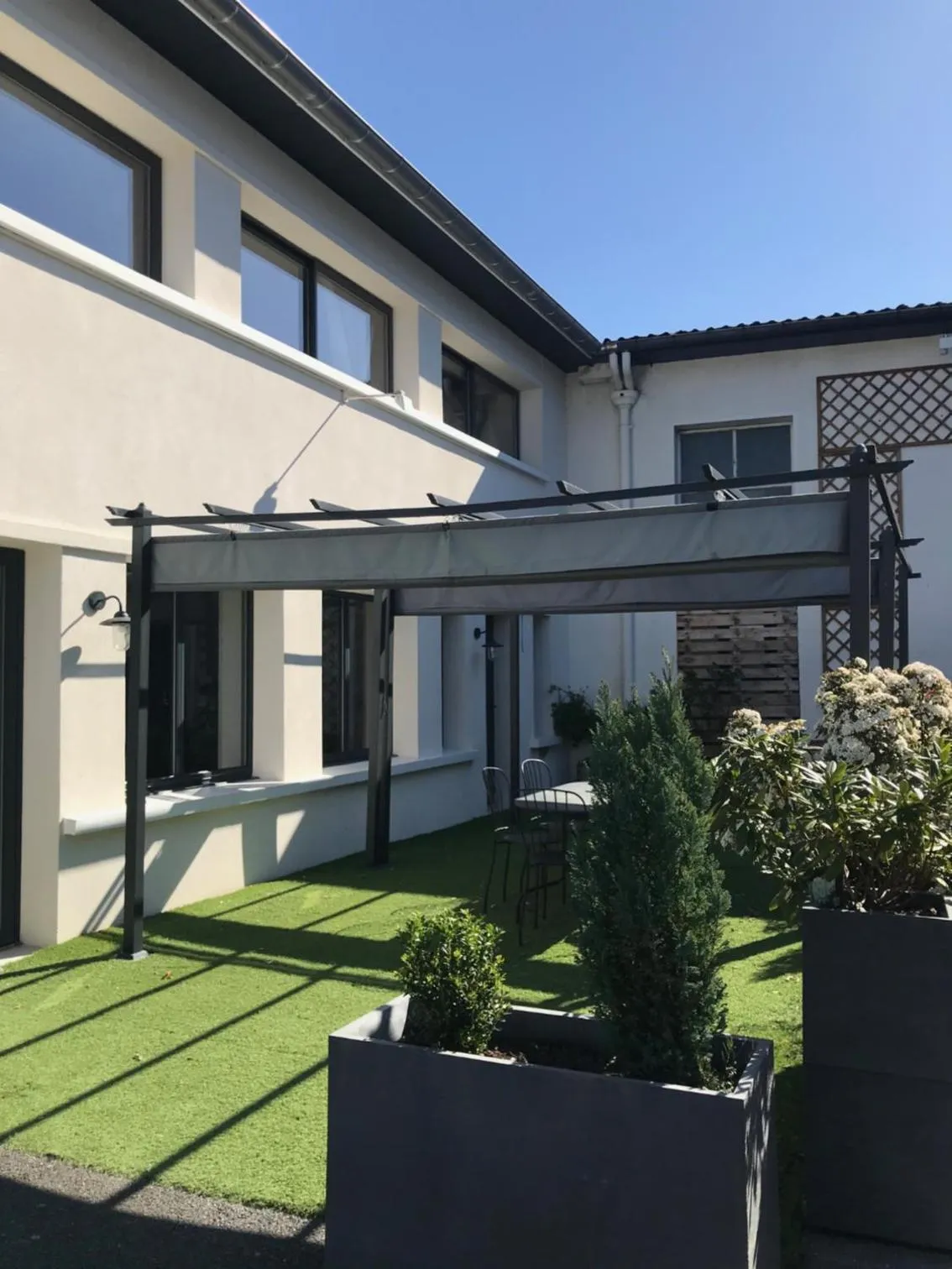 Property building in Les Cépages