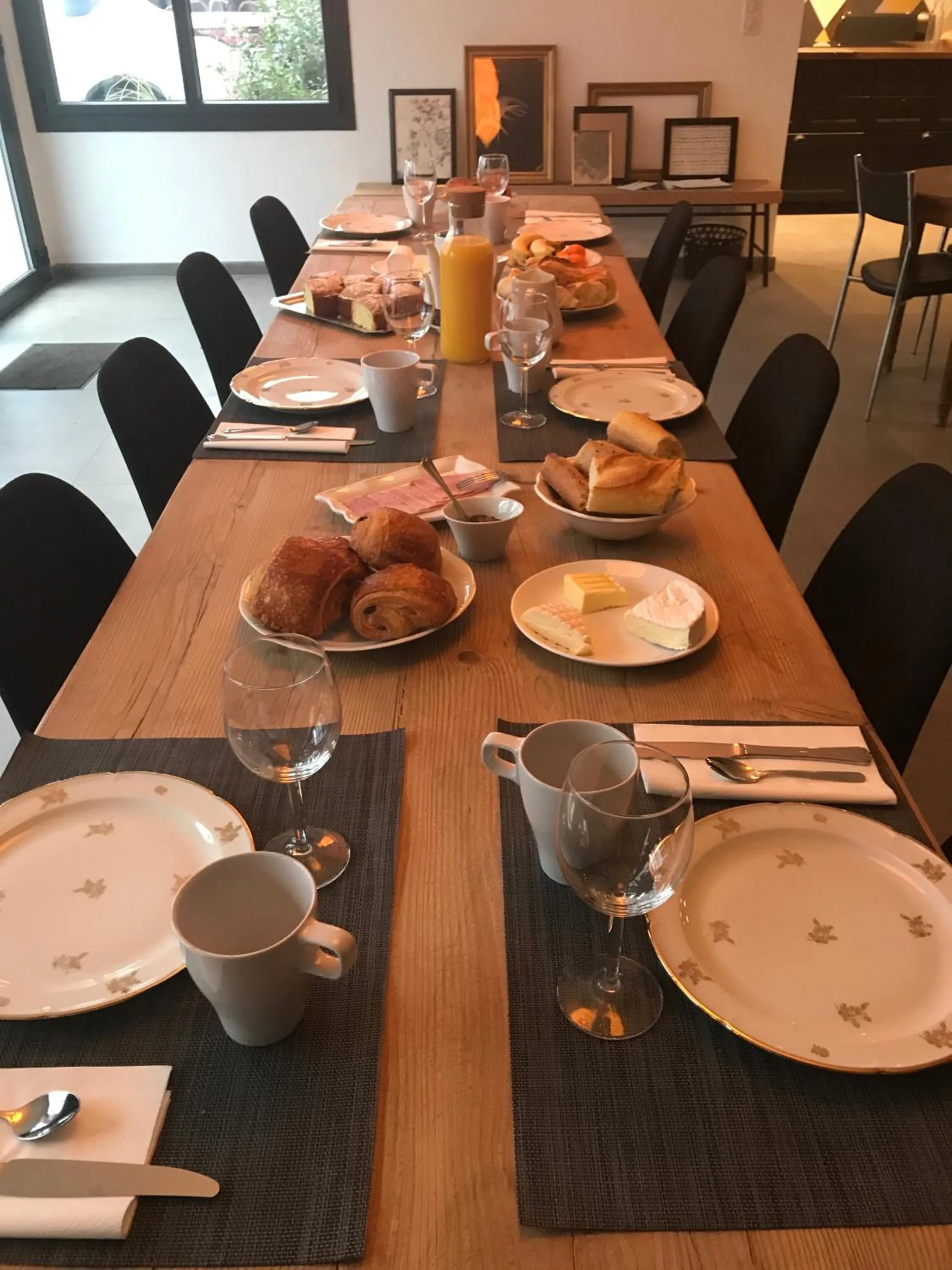 Dining area in Les Cépages