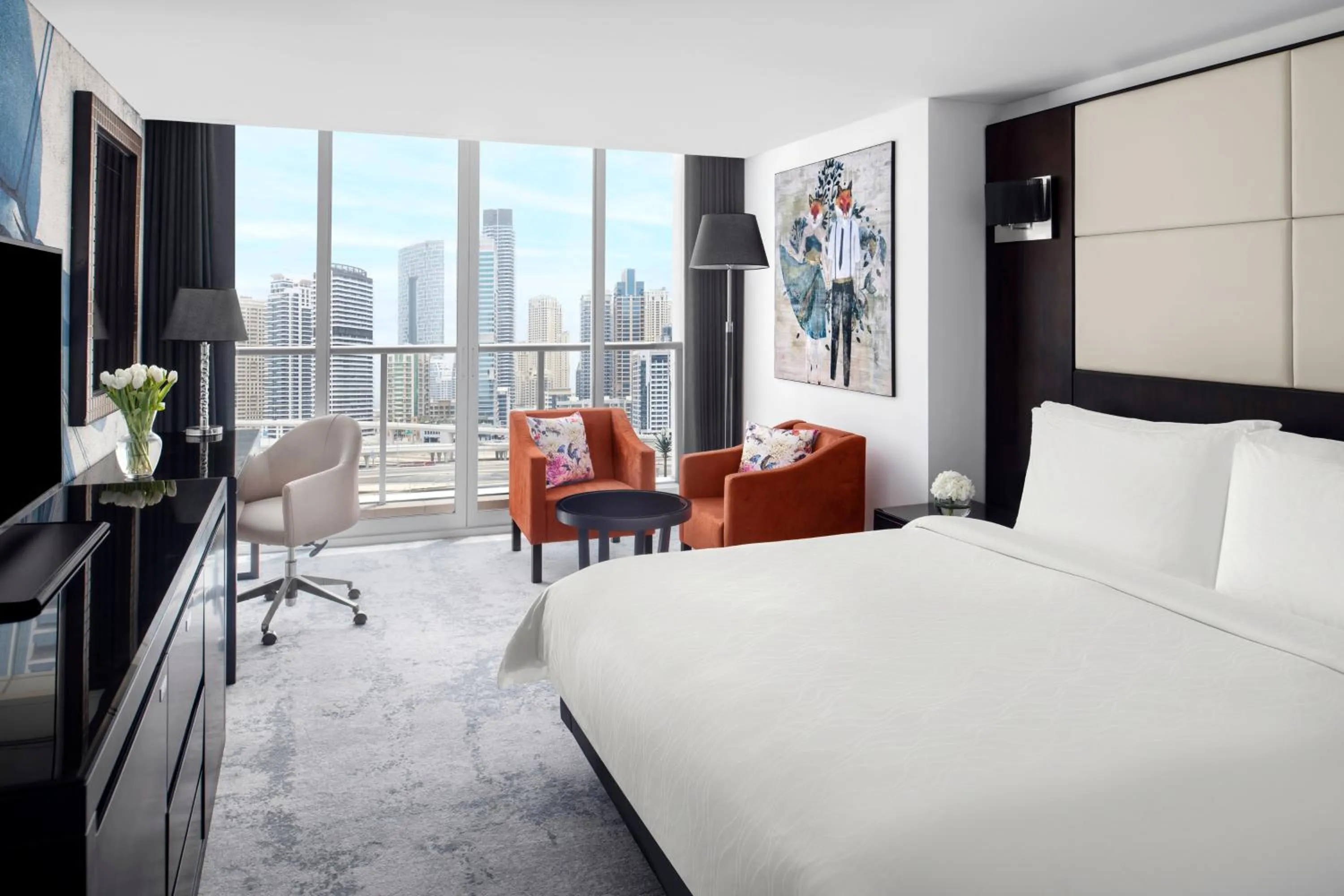 Street view, Bed in Mövenpick Hotel Jumeirah Lakes Towers Dubai