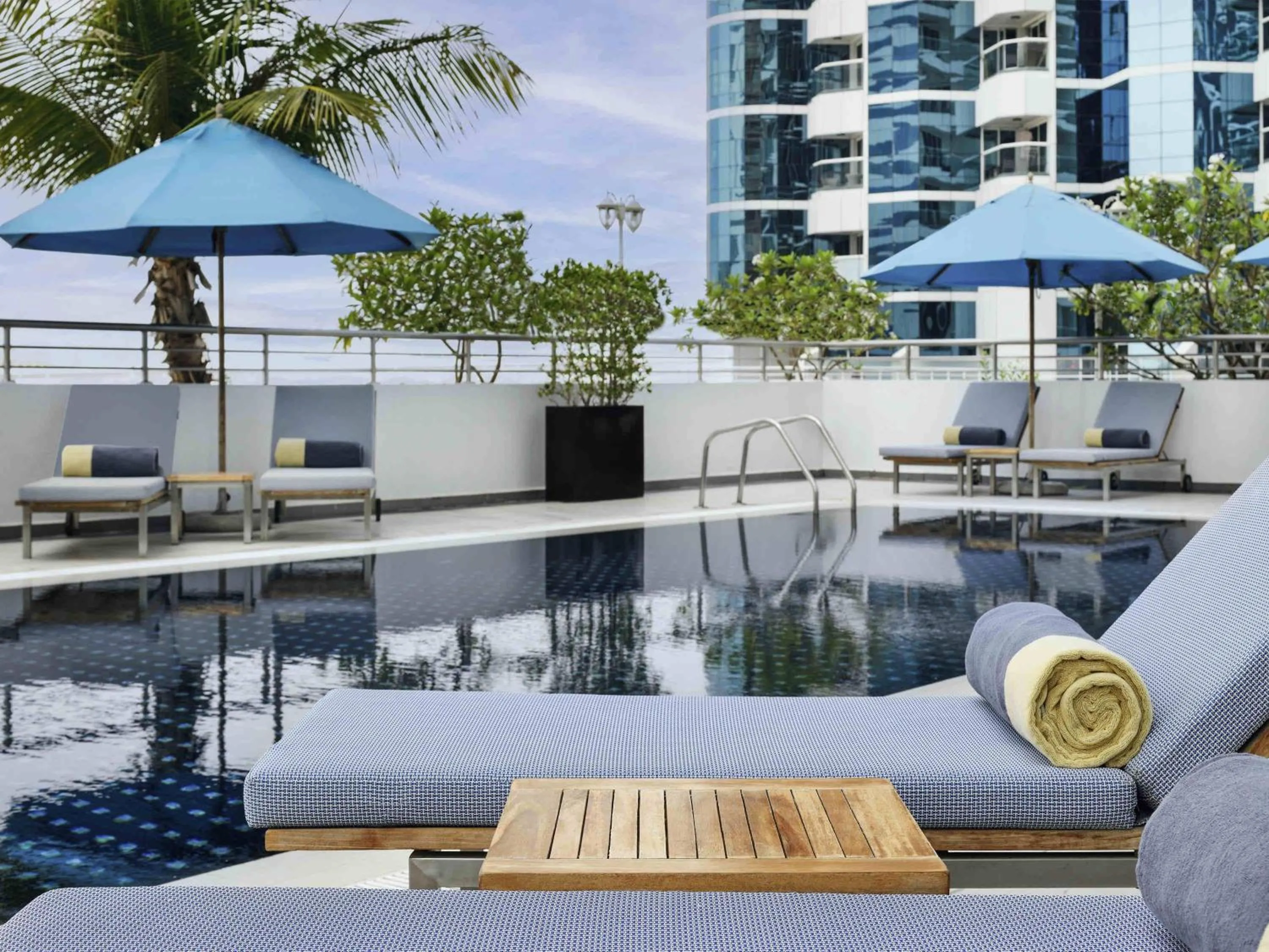 Pool view in Mövenpick Hotel Jumeirah Lakes Towers Dubai