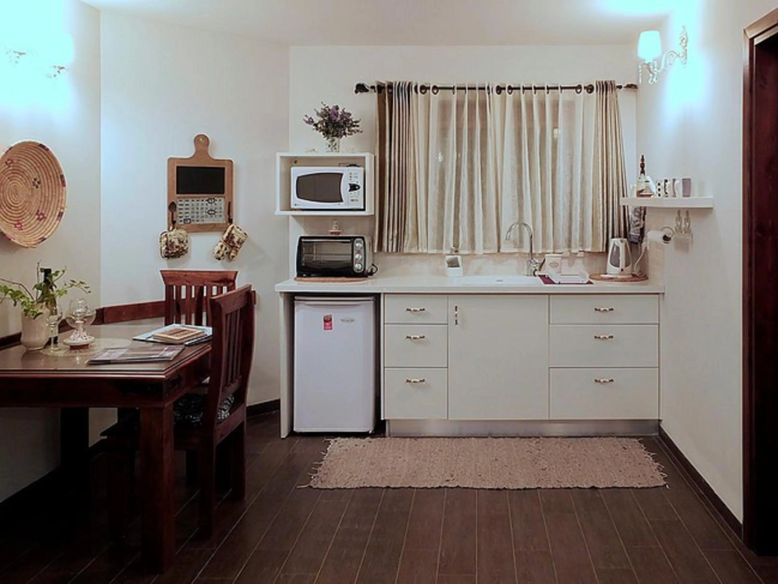 Kitchen or kitchenette, Kitchen/Kitchenette in Miki's Rosh Pinna