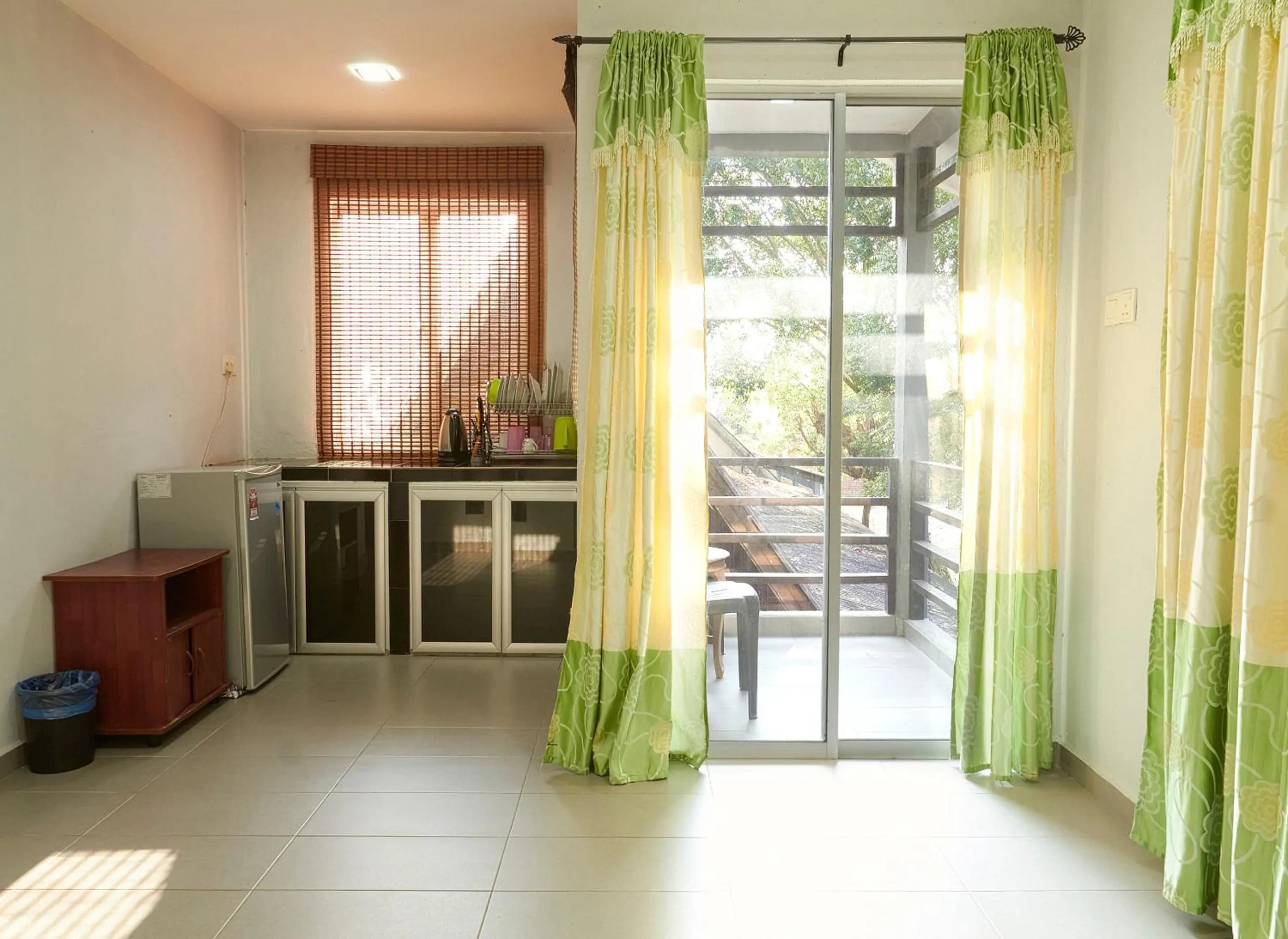 Kitchen or kitchenette in Corrie Chalet Pantai Cenang Langkawi