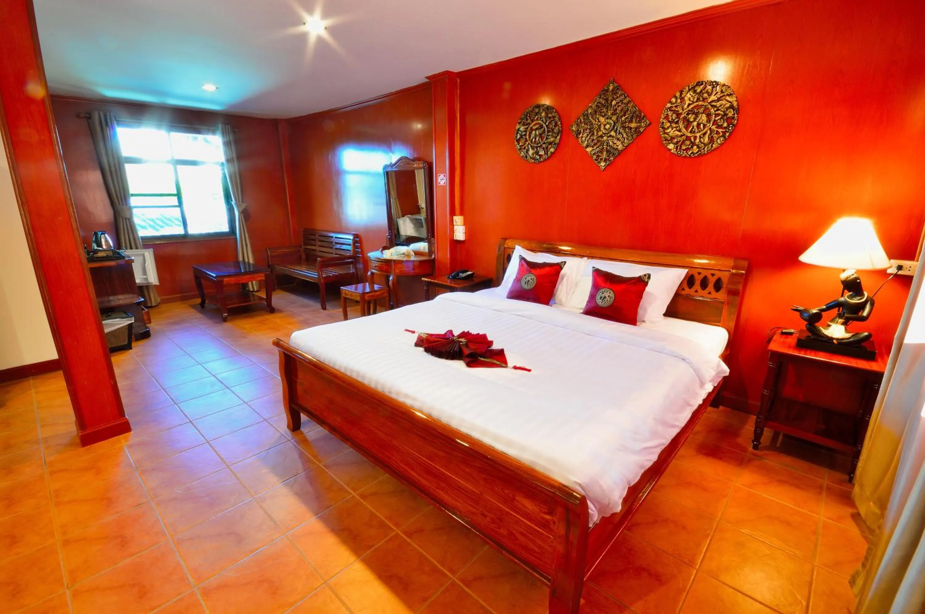 Bed in Avila Resort Pattaya