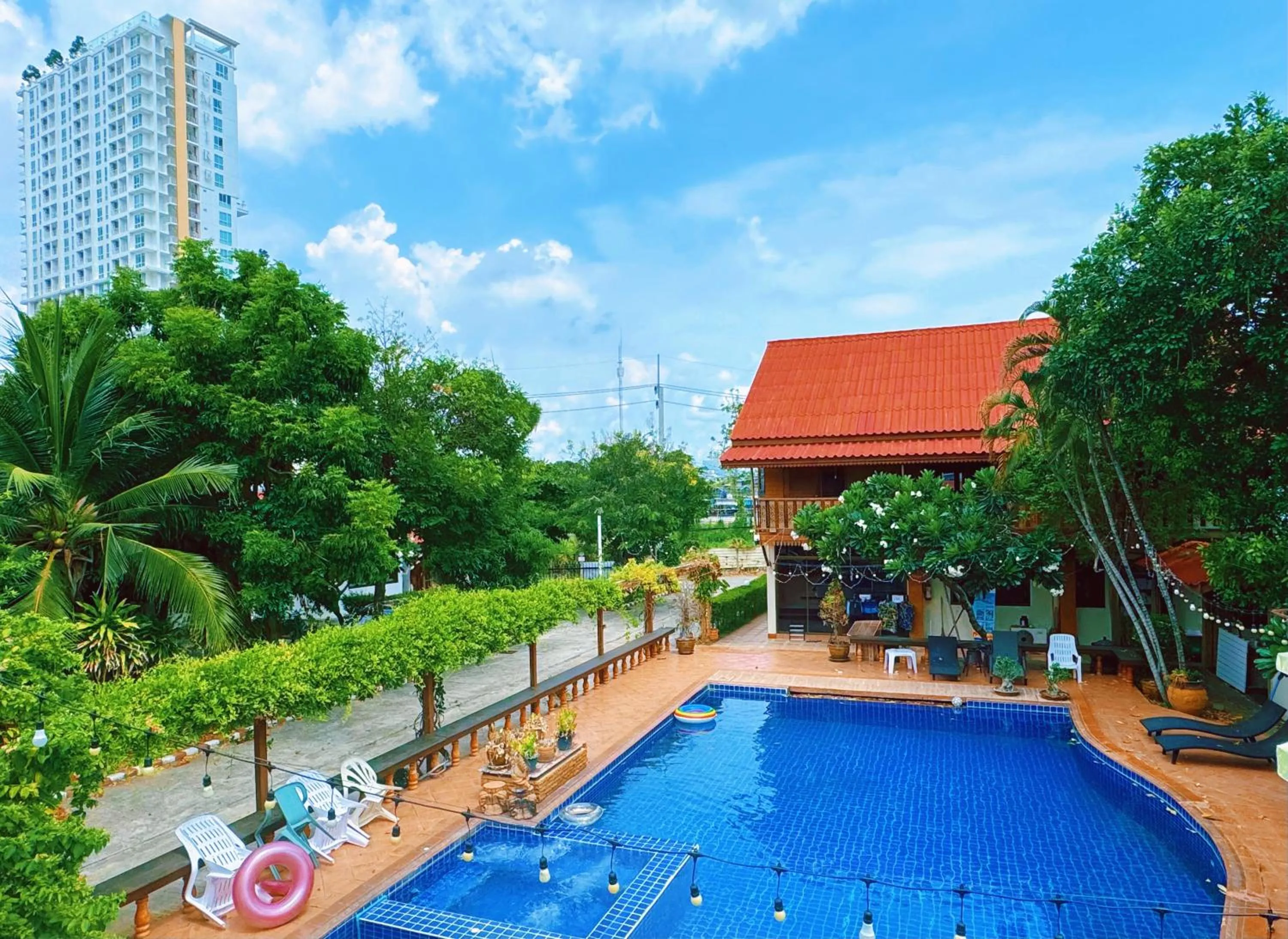 Property building in Avila Resort Pattaya