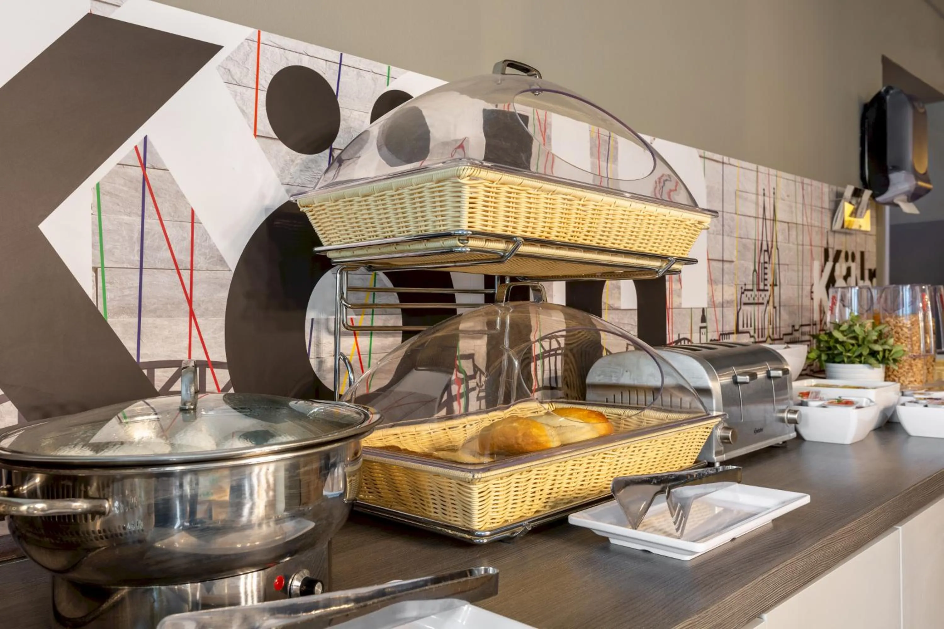 Buffet breakfast in a&o Köln Hauptbahnhof