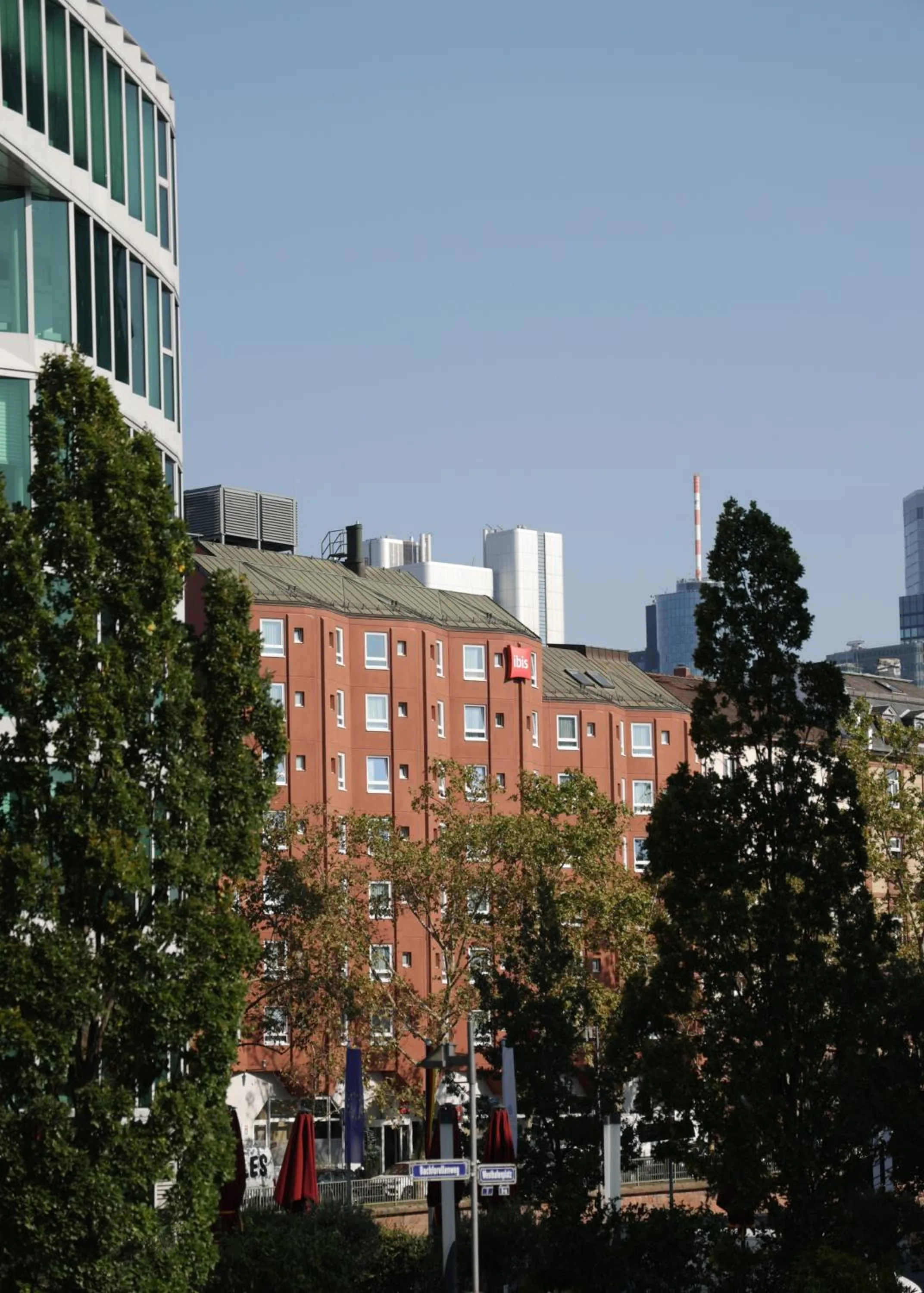 Property building in ibis Frankfurt Centrum