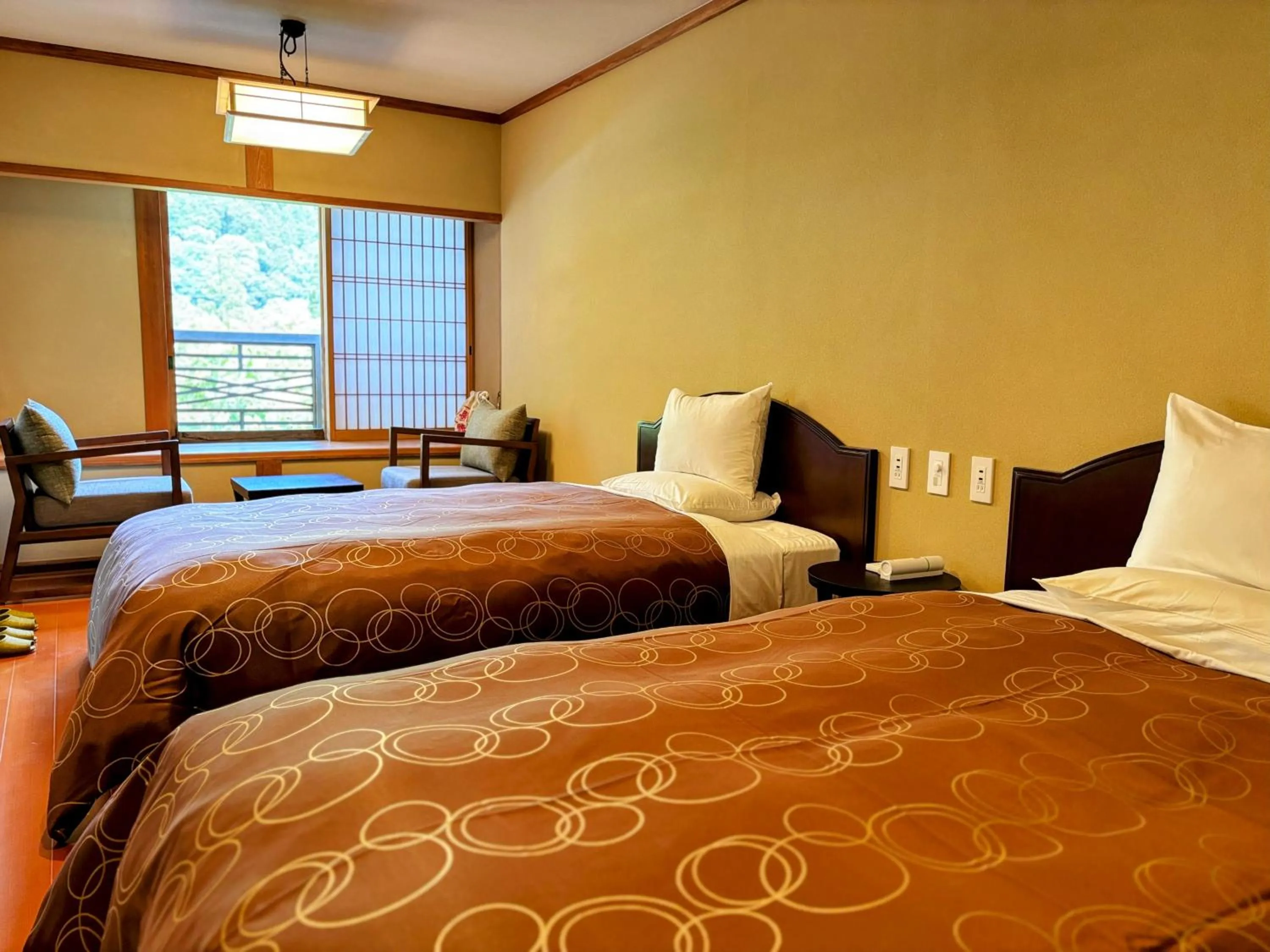 Bedroom, Bed in Yufuin Santoukan