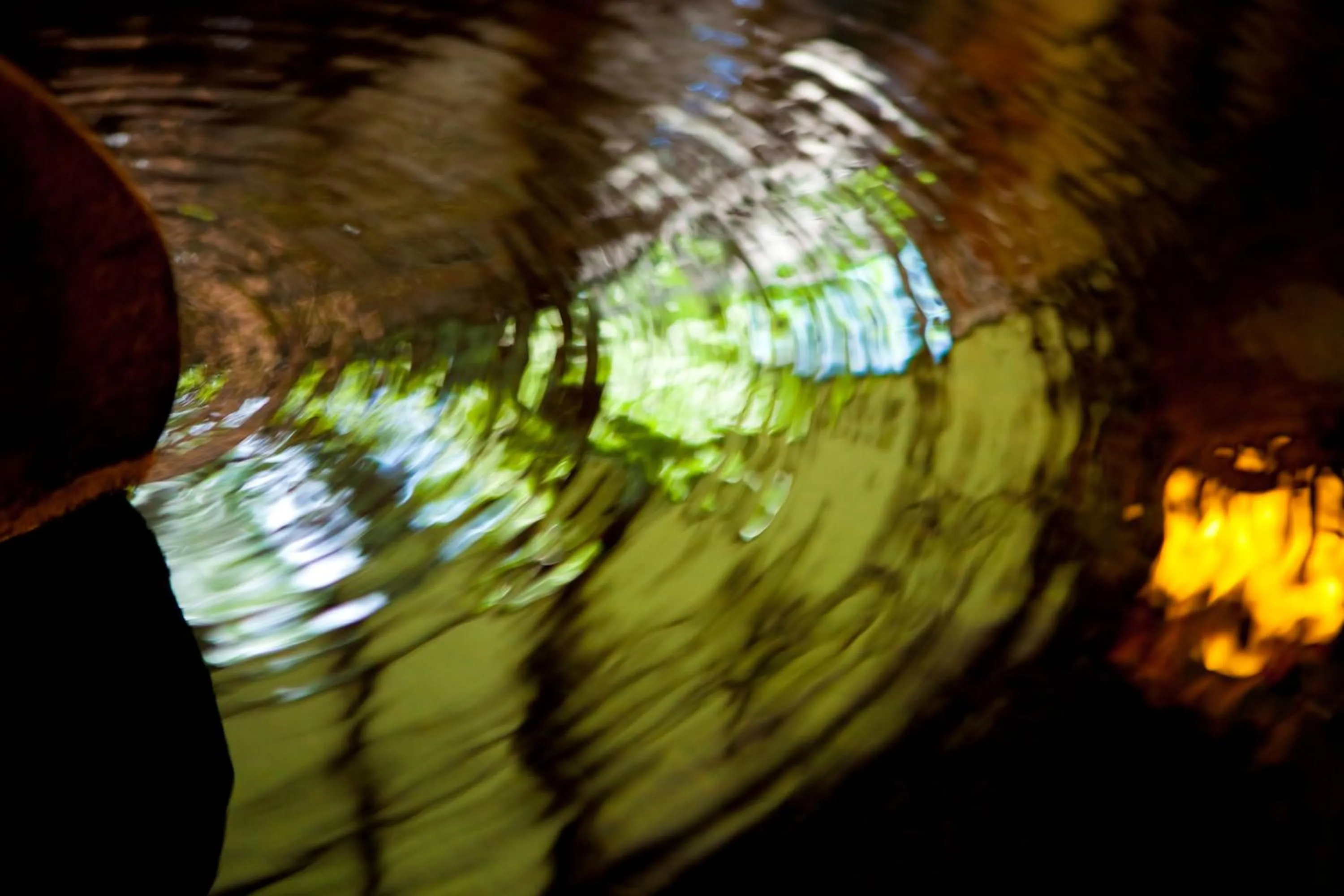 Hot Spring Bath in Yufuin Santoukan