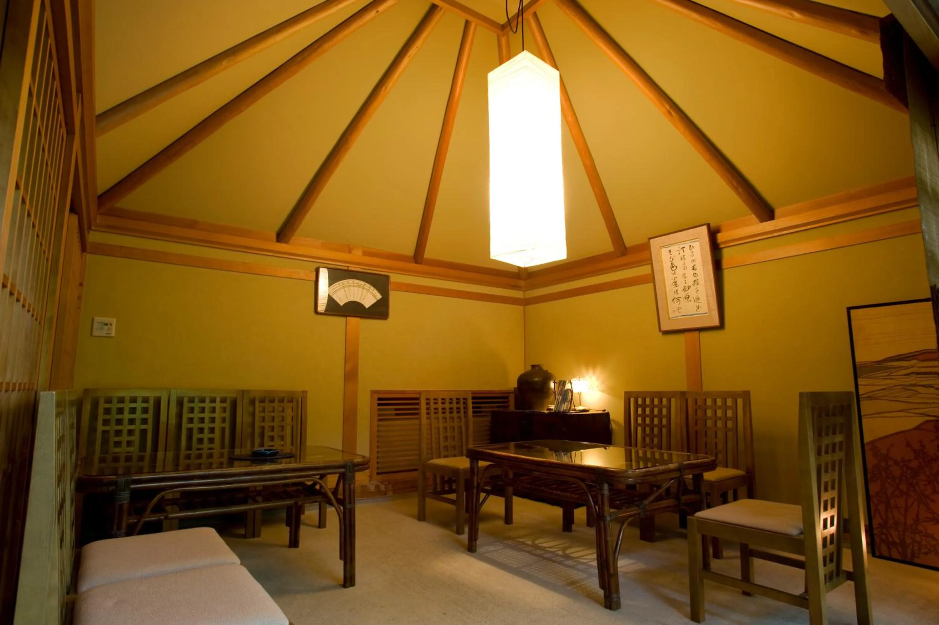 Decorative detail in Yufuin Santoukan