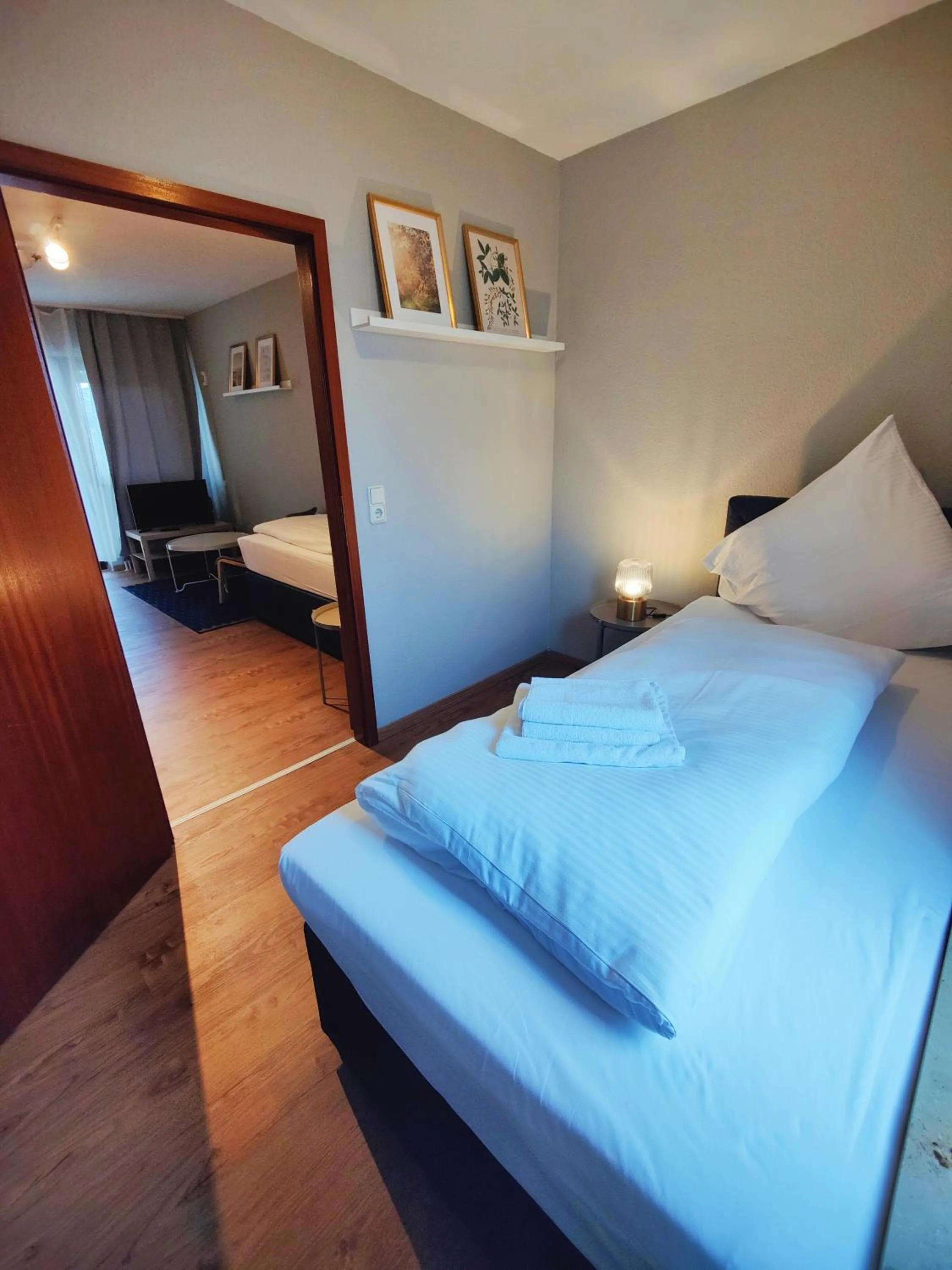 Bed in Hotel Beim Schupi Karlsruhe