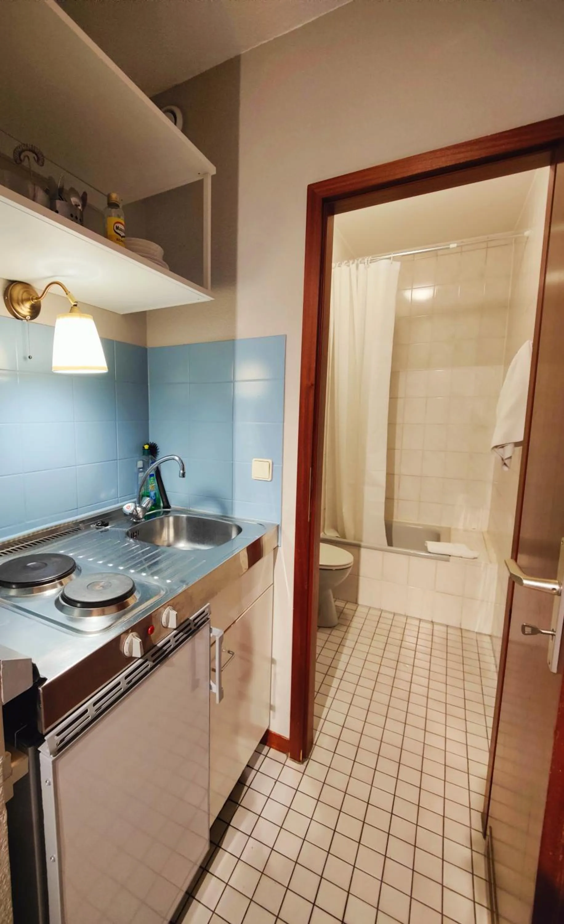 Kitchen or kitchenette in Hotel Beim Schupi Karlsruhe