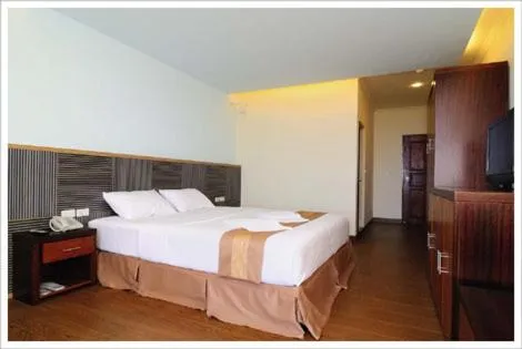 Photo of the whole room, Bed in Airai Water Paradise Hotel & Spa