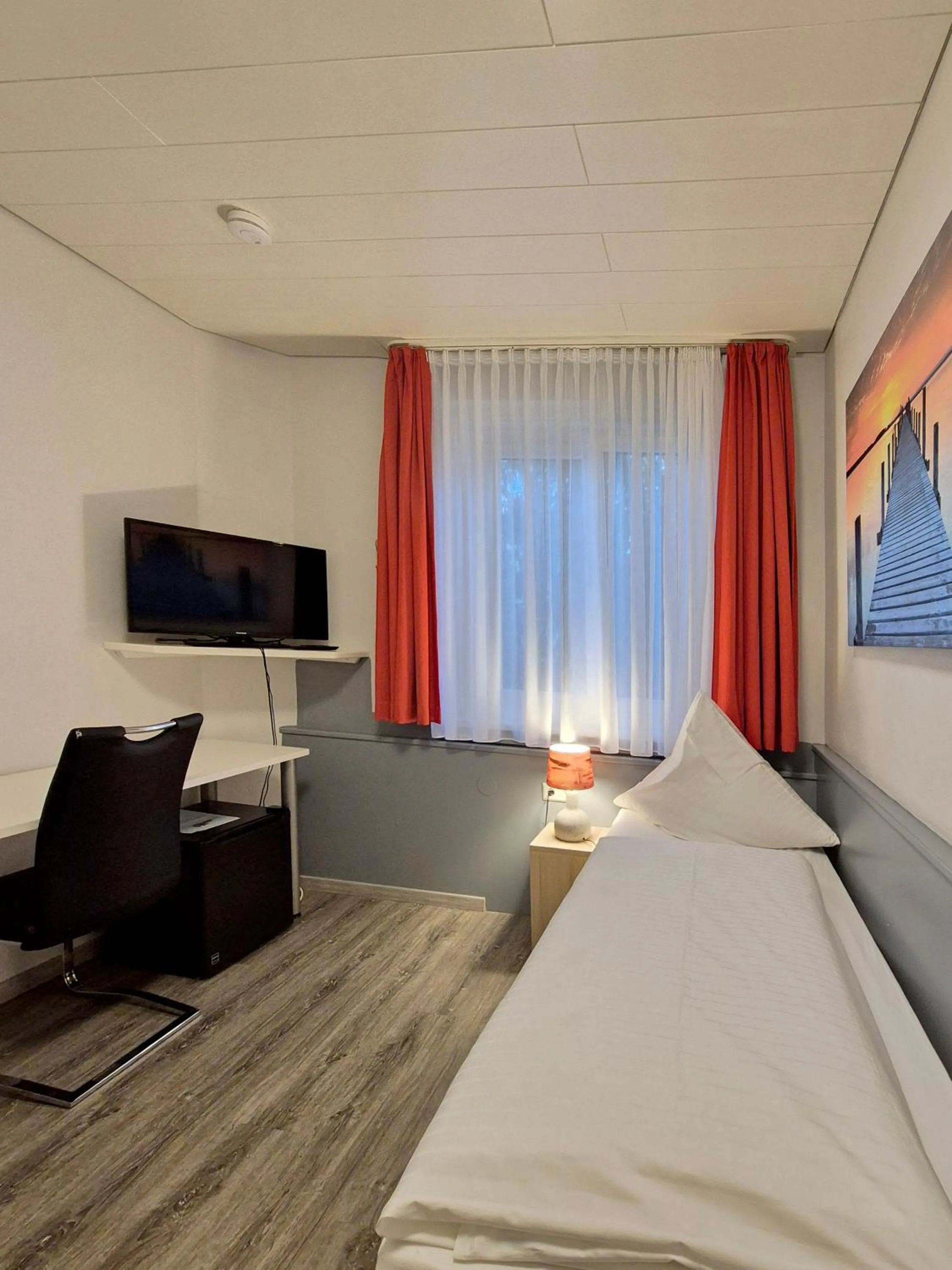 Bedroom, Bed in Hotel Mäuerle