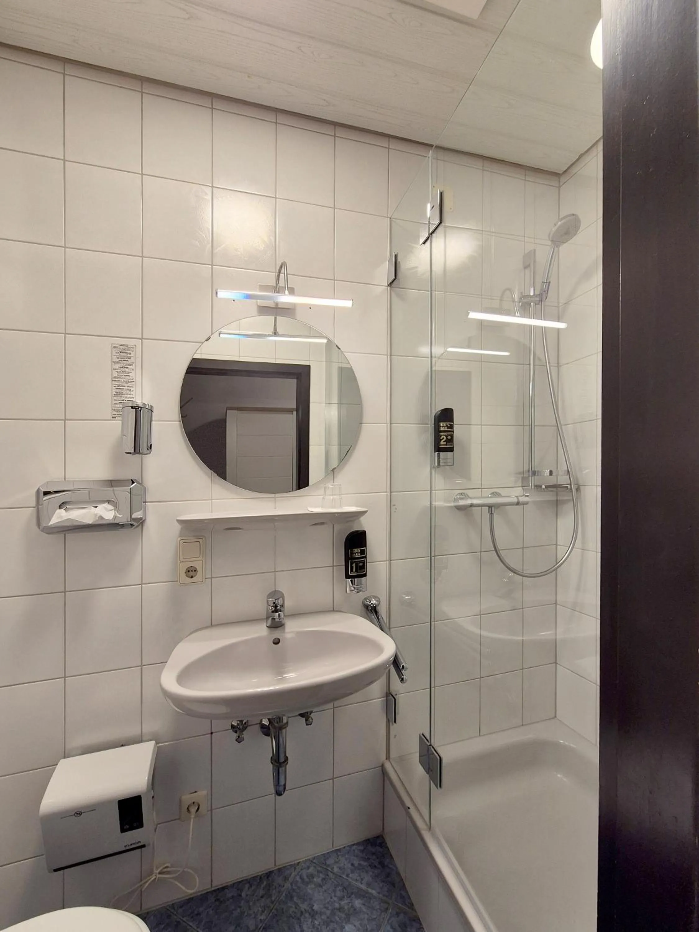 Bathroom in Hotel Mäuerle