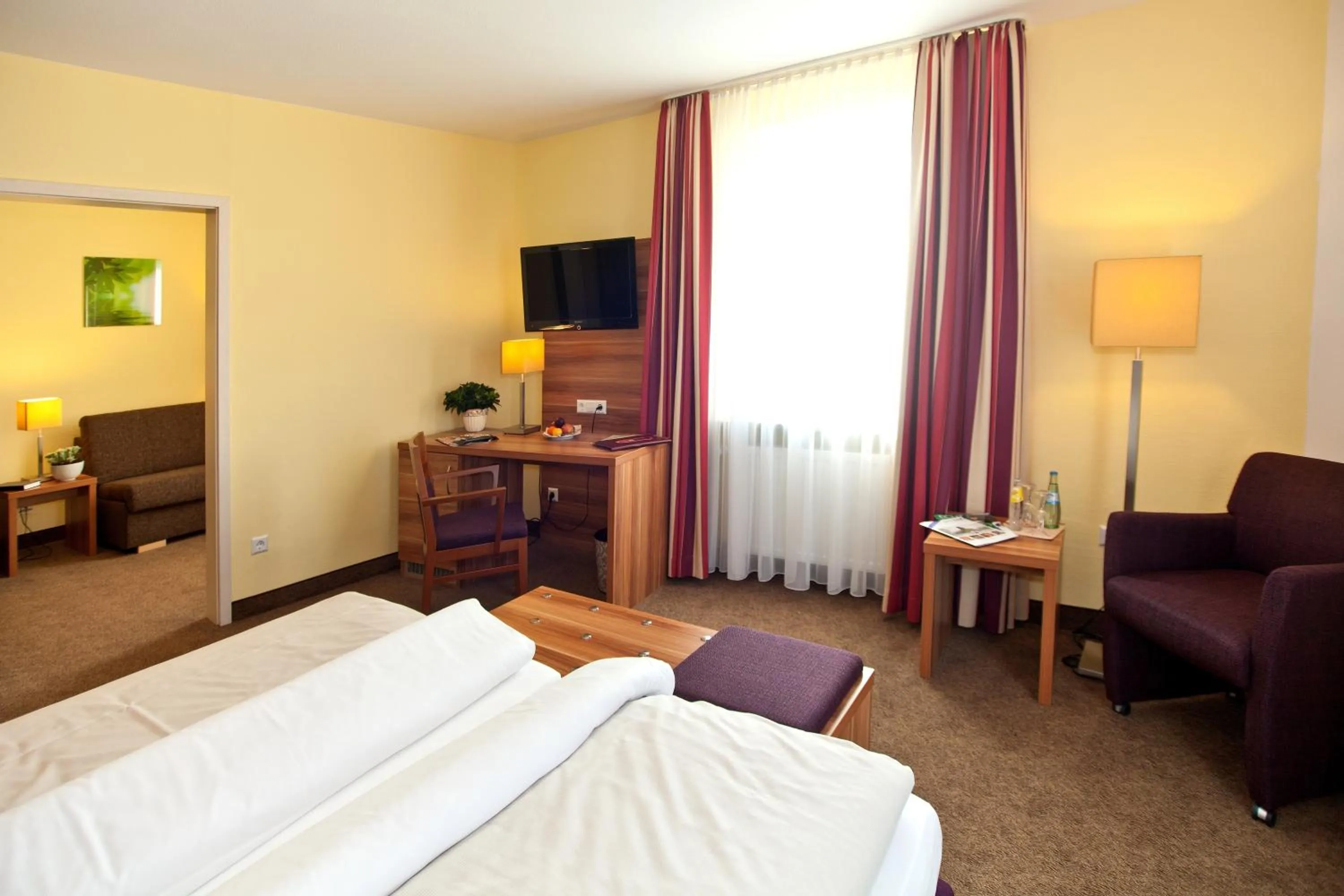 Photo of the whole room, Bed in Hotel Strauss