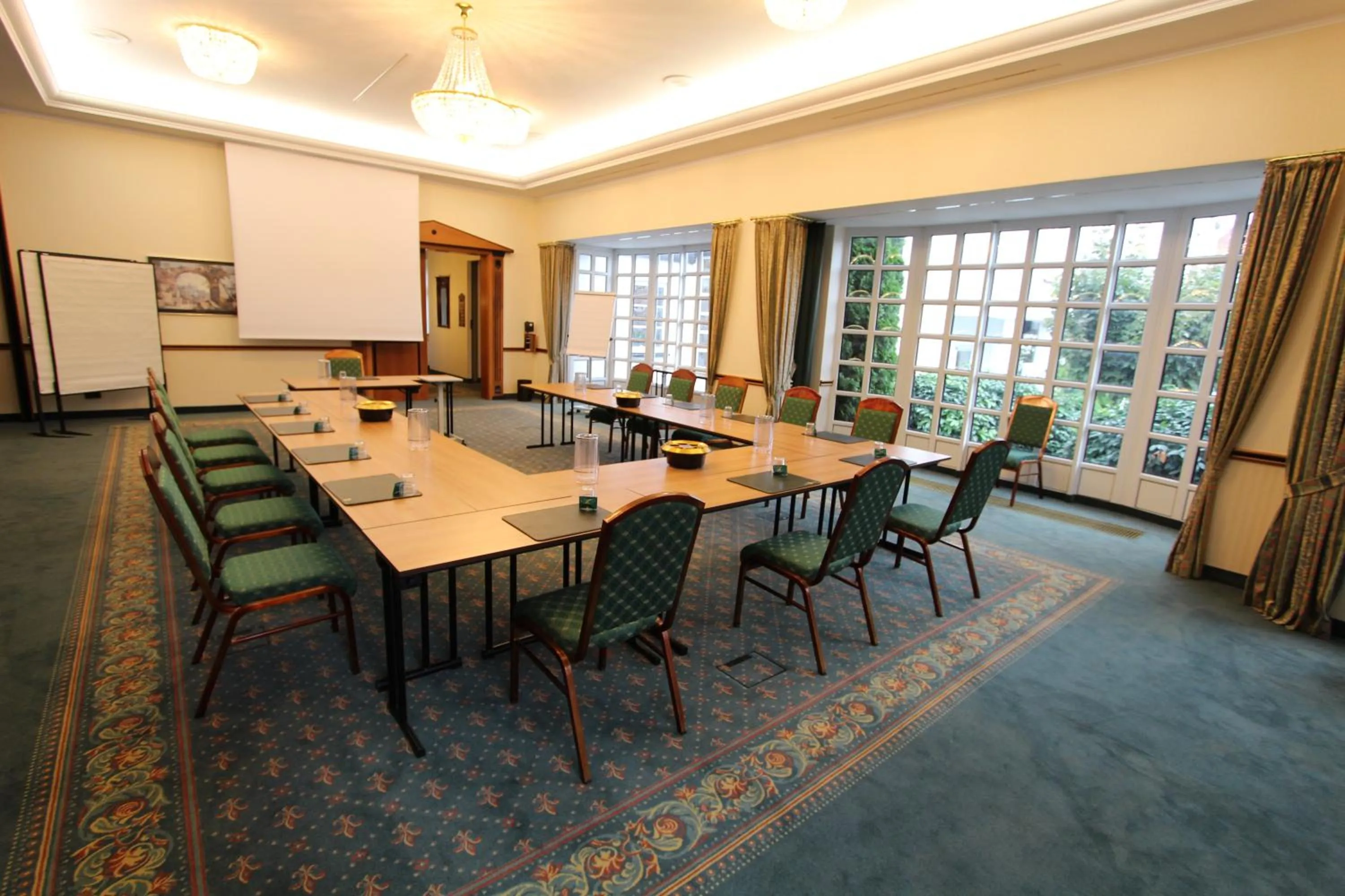 Business facilities in Eden-Hotel