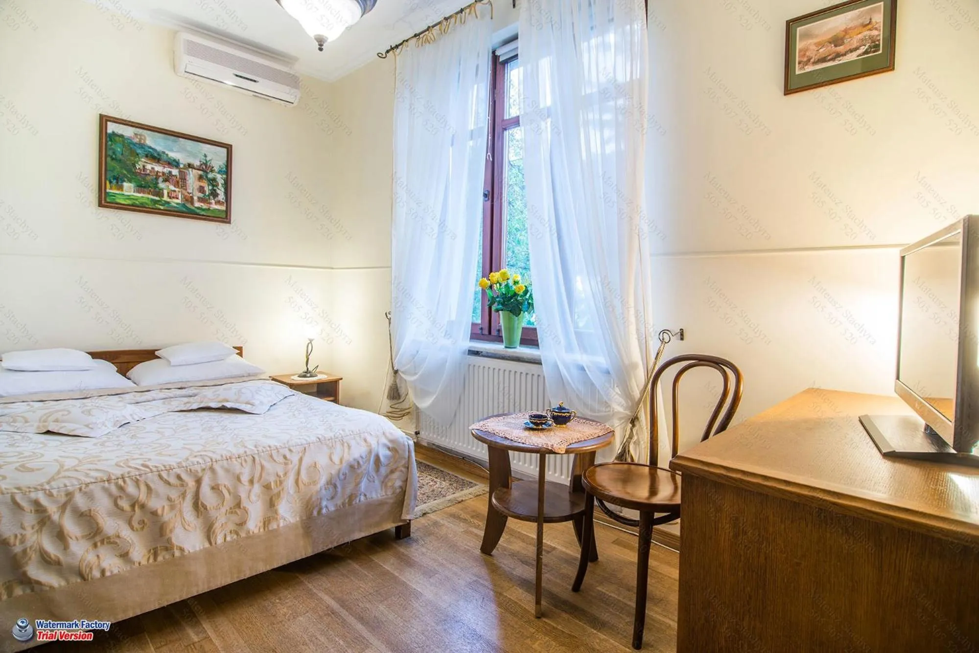 Photo of the whole room, Bed in Hotel Dwa Księżyce