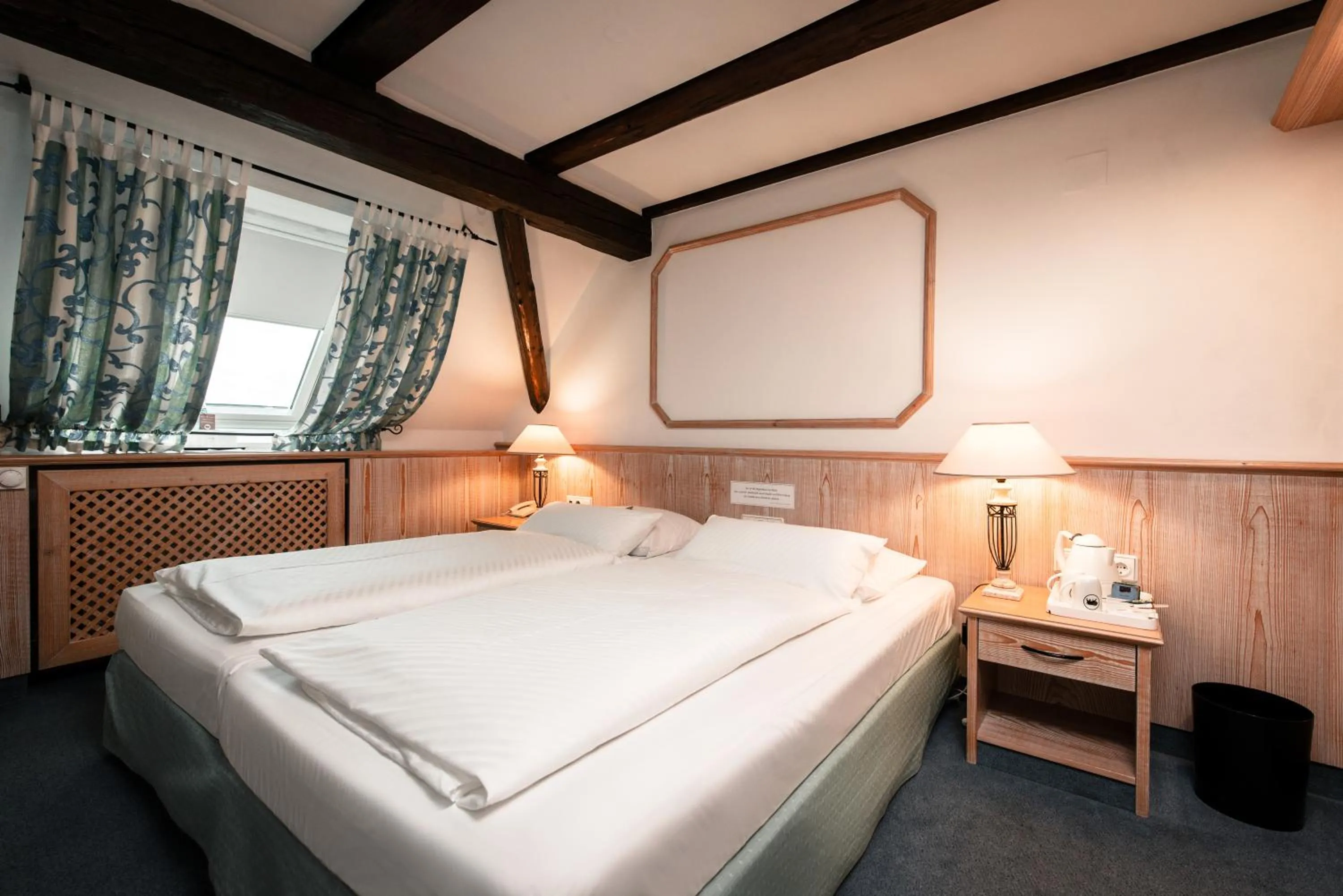 Bed in Hotel & Restaurant Ochsen Merklingen