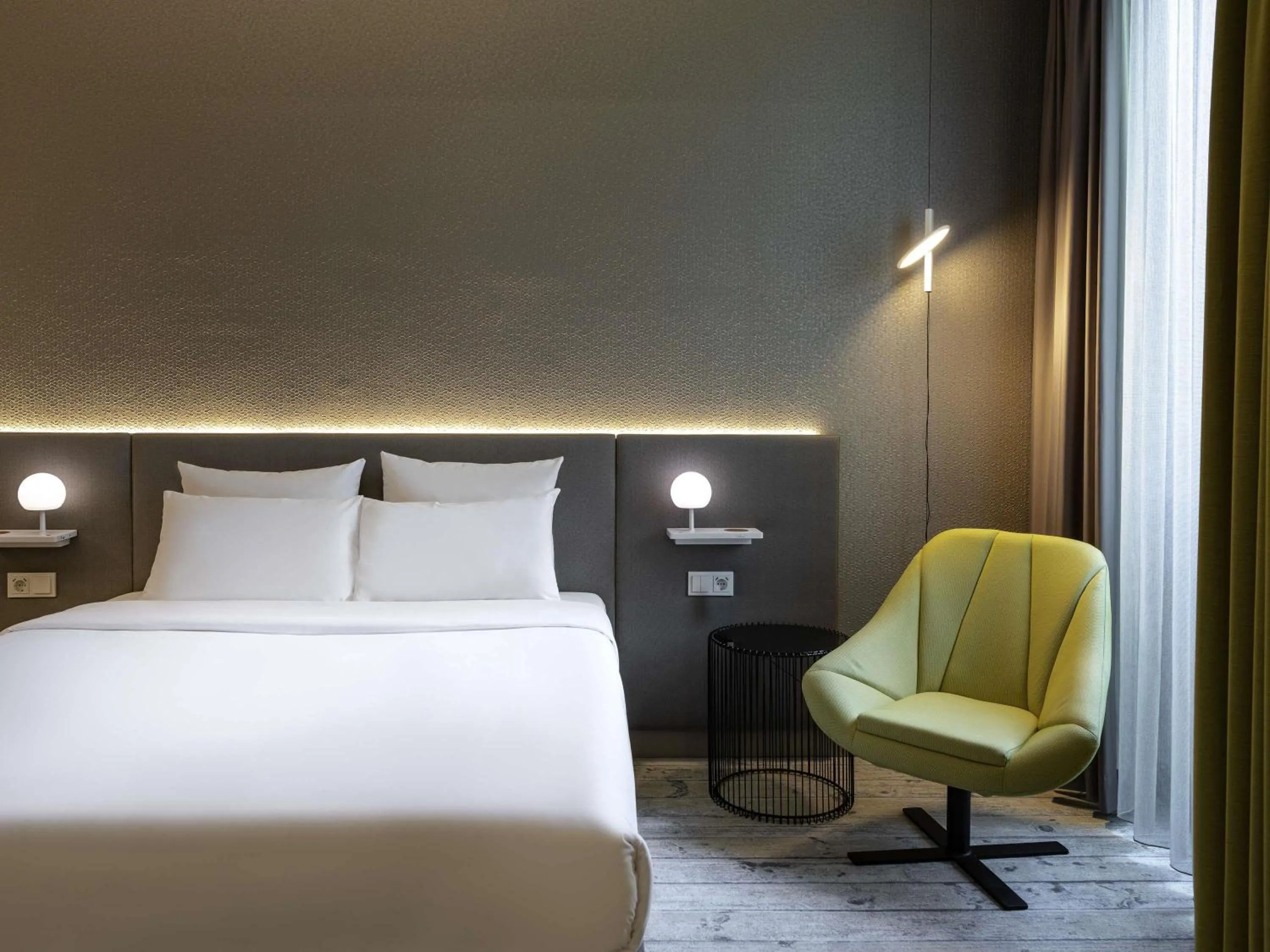 Bedroom, Bed in Novotel München Messe