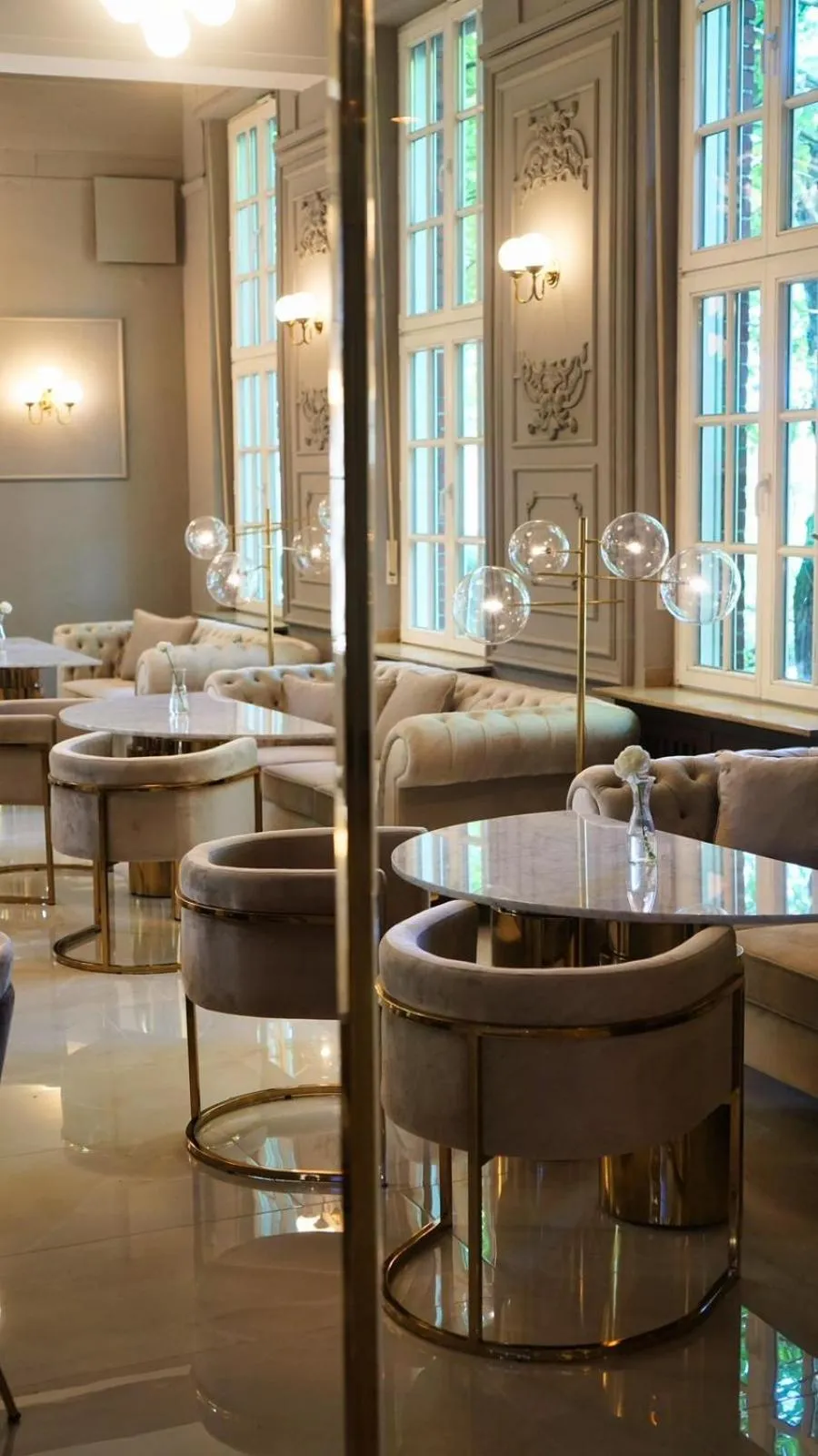 Restaurant/places to eat in Hotel Casino im Park