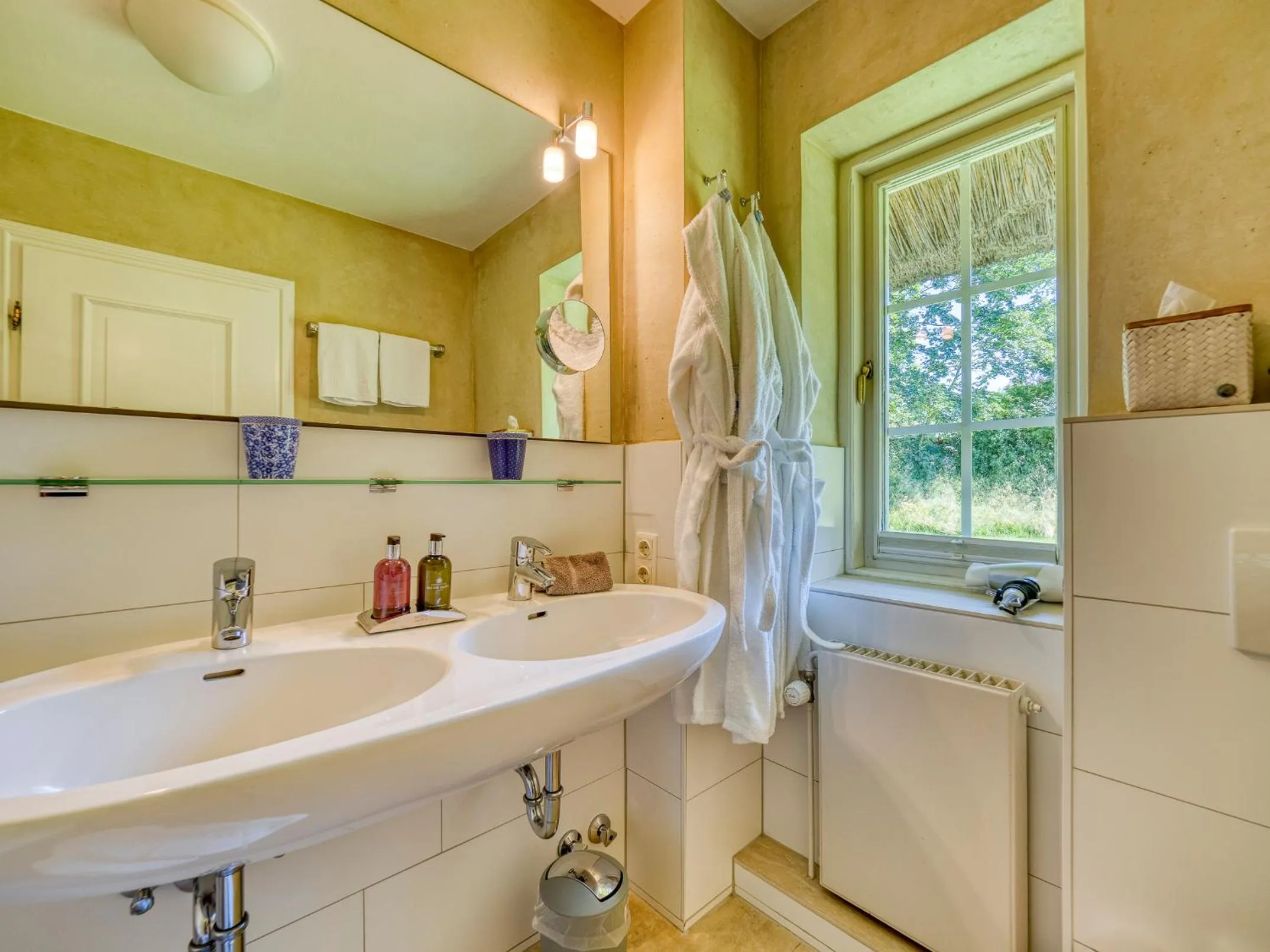 Toilet in Boutiquehotel Seiler Hof Keitum