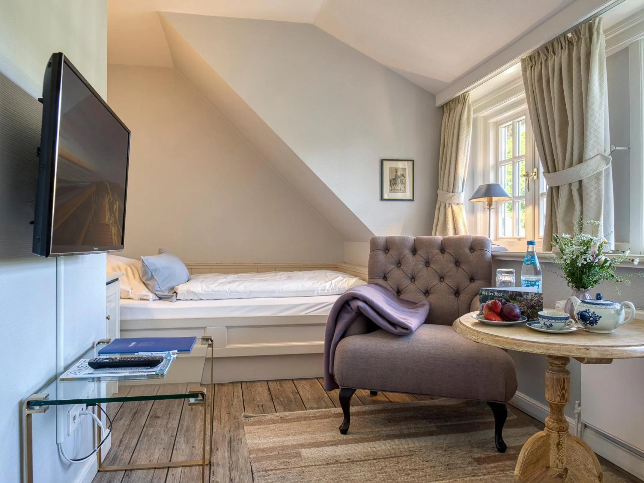 TV and multimedia, Bed in Boutiquehotel Seiler Hof Keitum