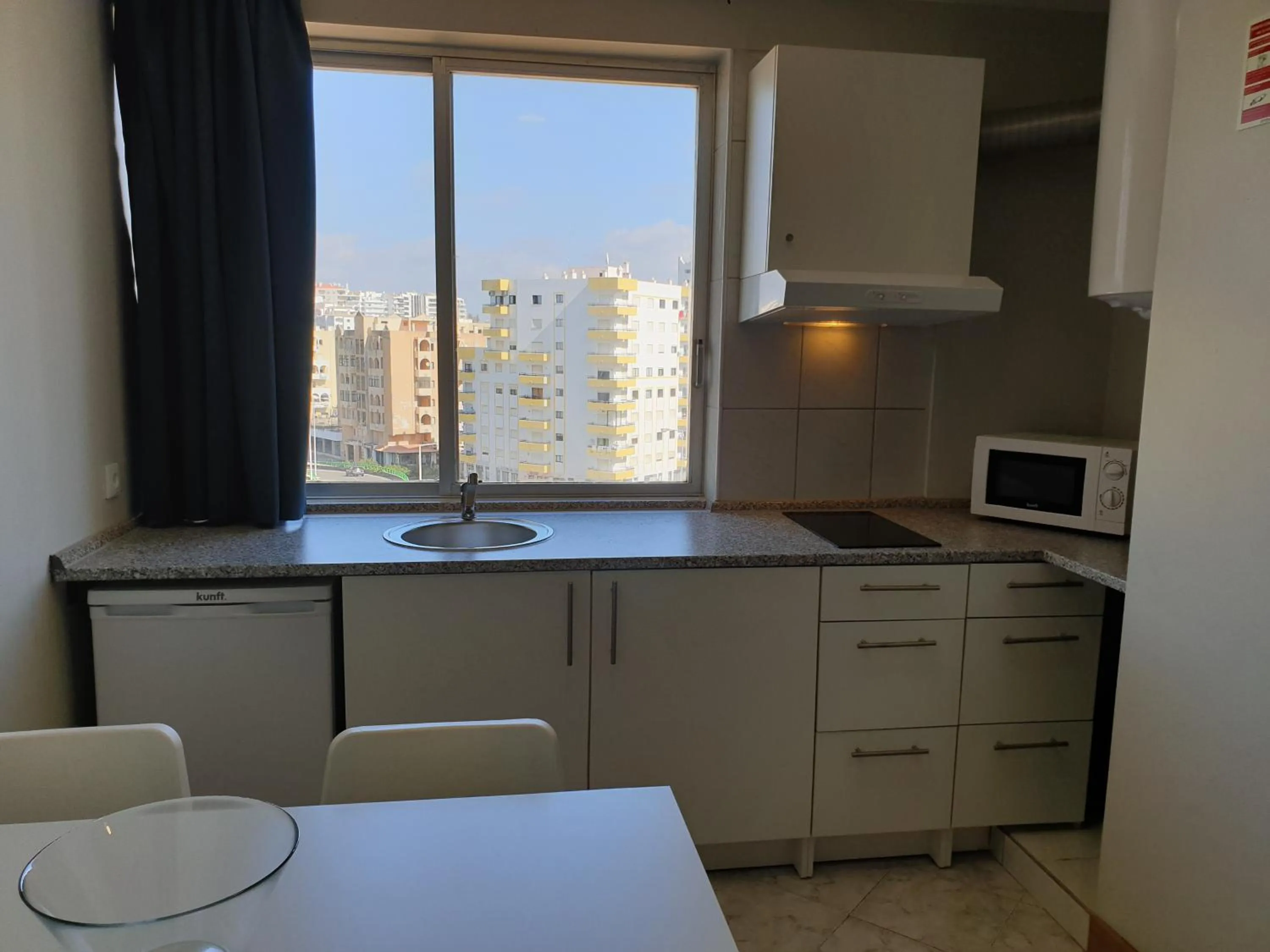 Kitchen or kitchenette in Tarik by Atlantichotels - AL