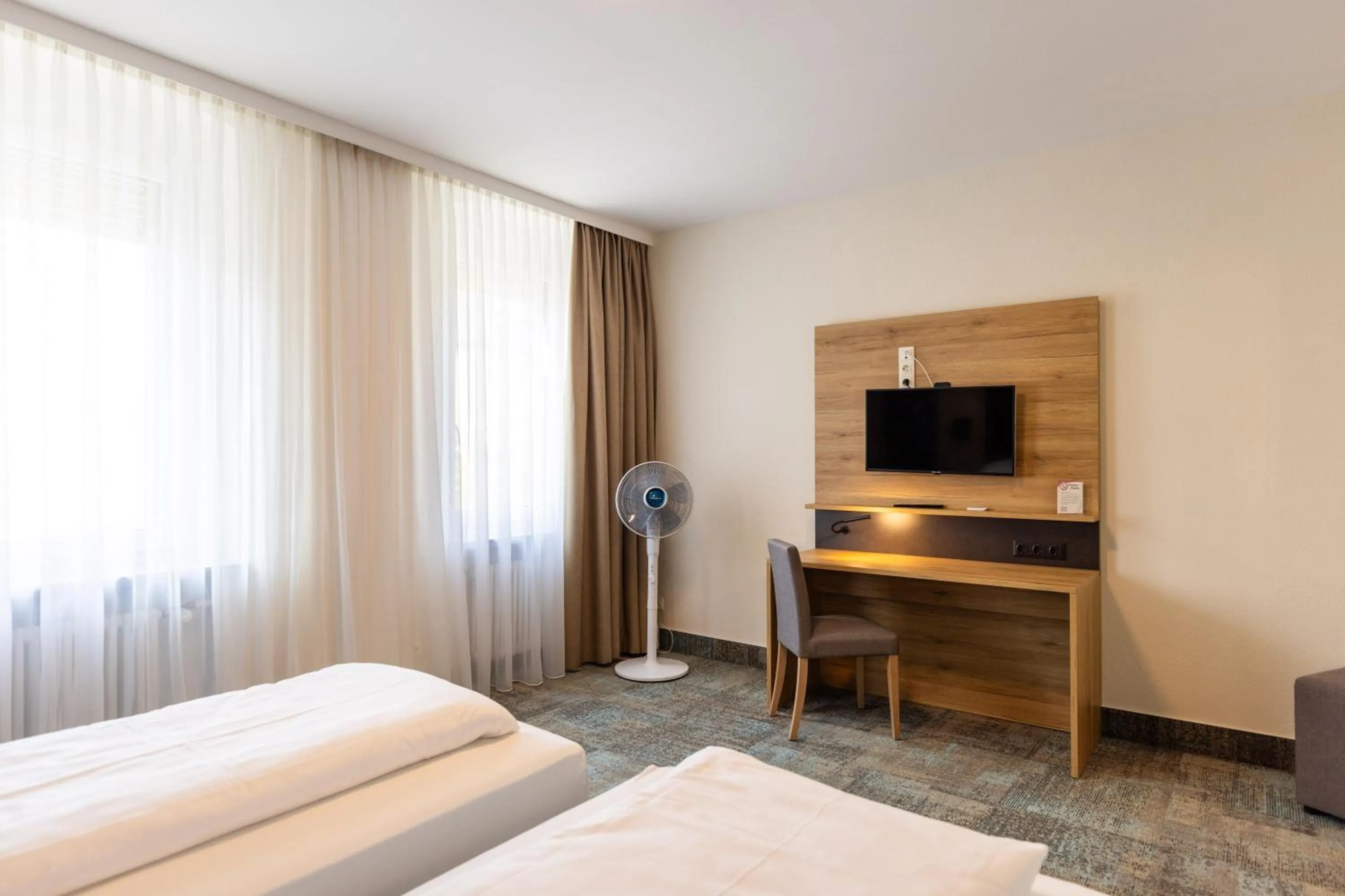 Photo of the whole room, Bed in Hotel Lenz oHG