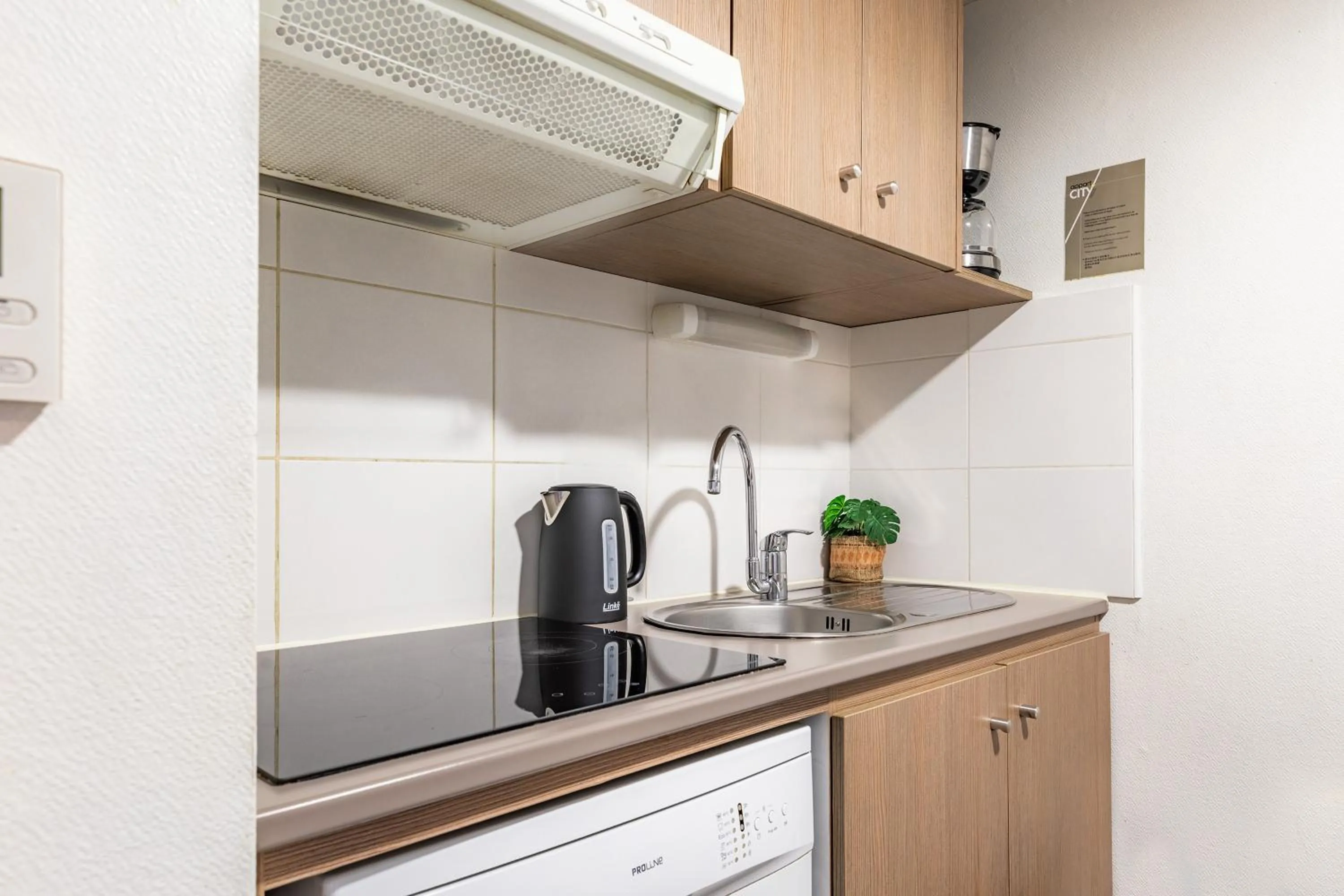 Coffee/tea facilities in Appart'City Confort Perpignan Centre Gare